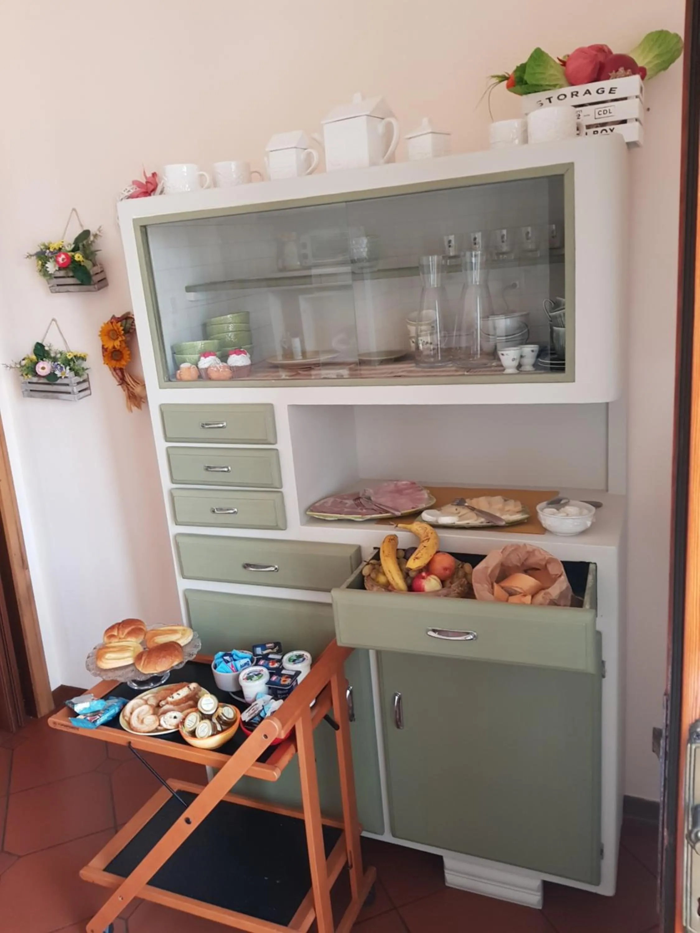 Breakfast in B&B Via della Grotta