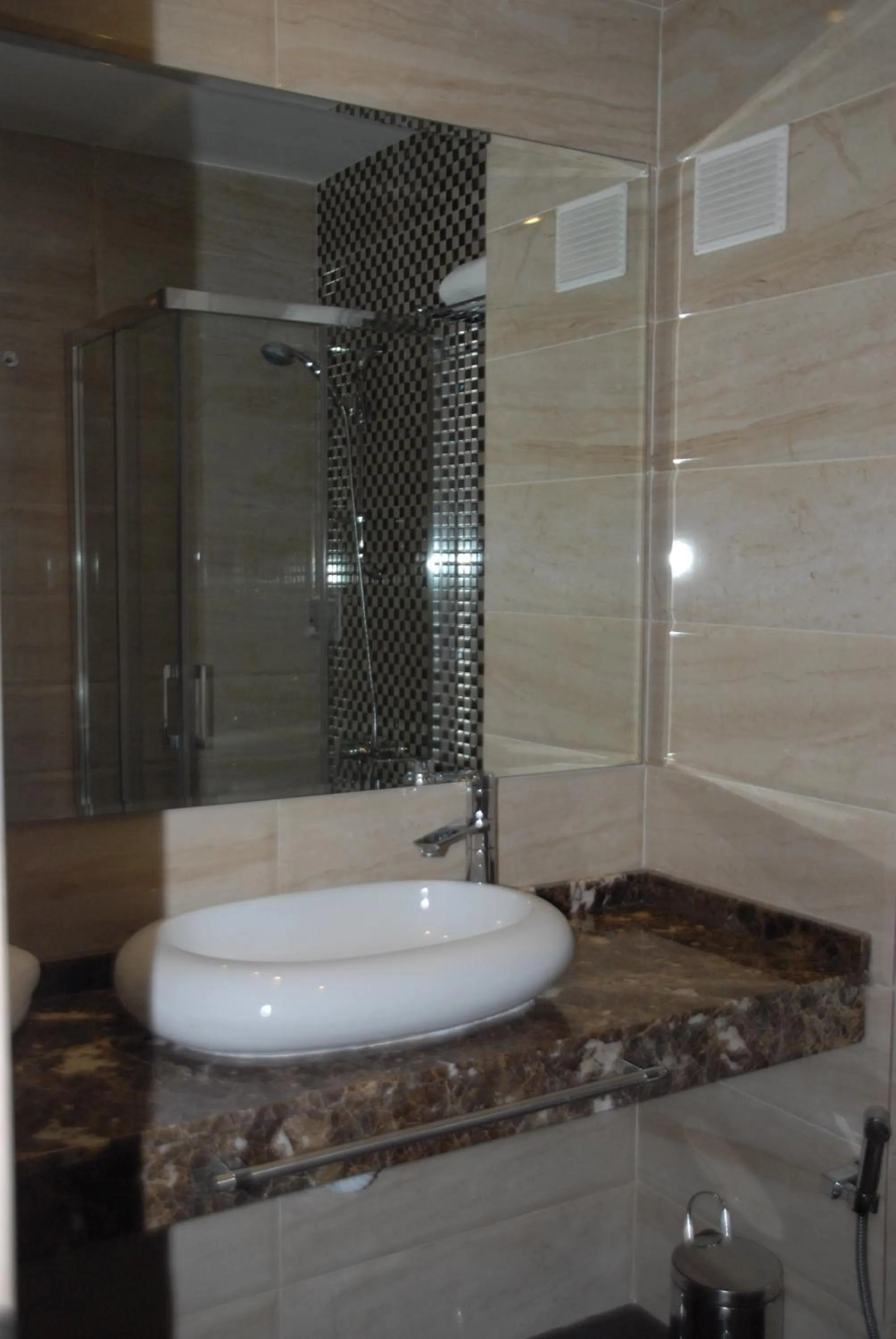 Bathroom in Hotel A44