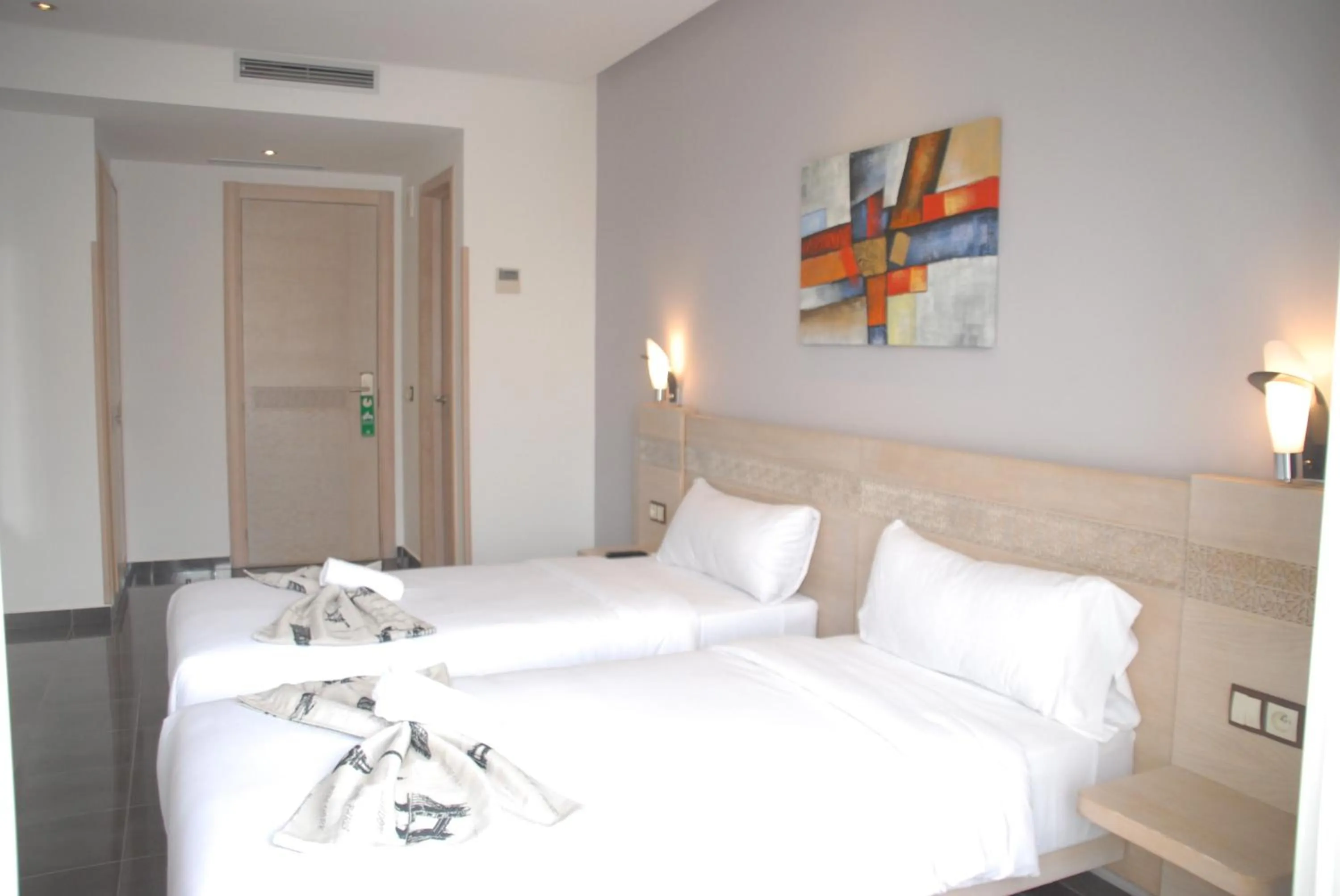 Bedroom, Bed in Hotel A44