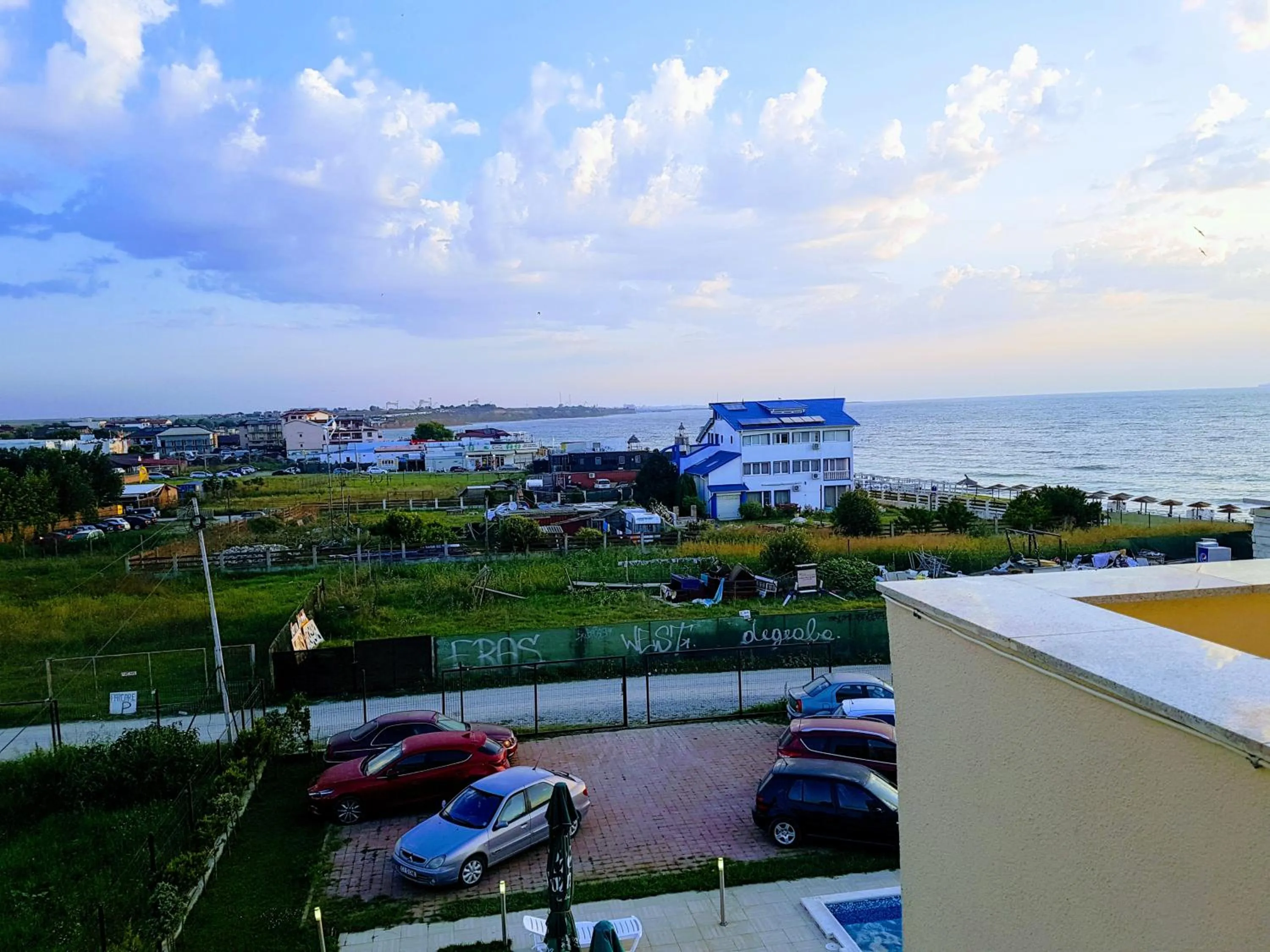 Bird's eye view in Sara