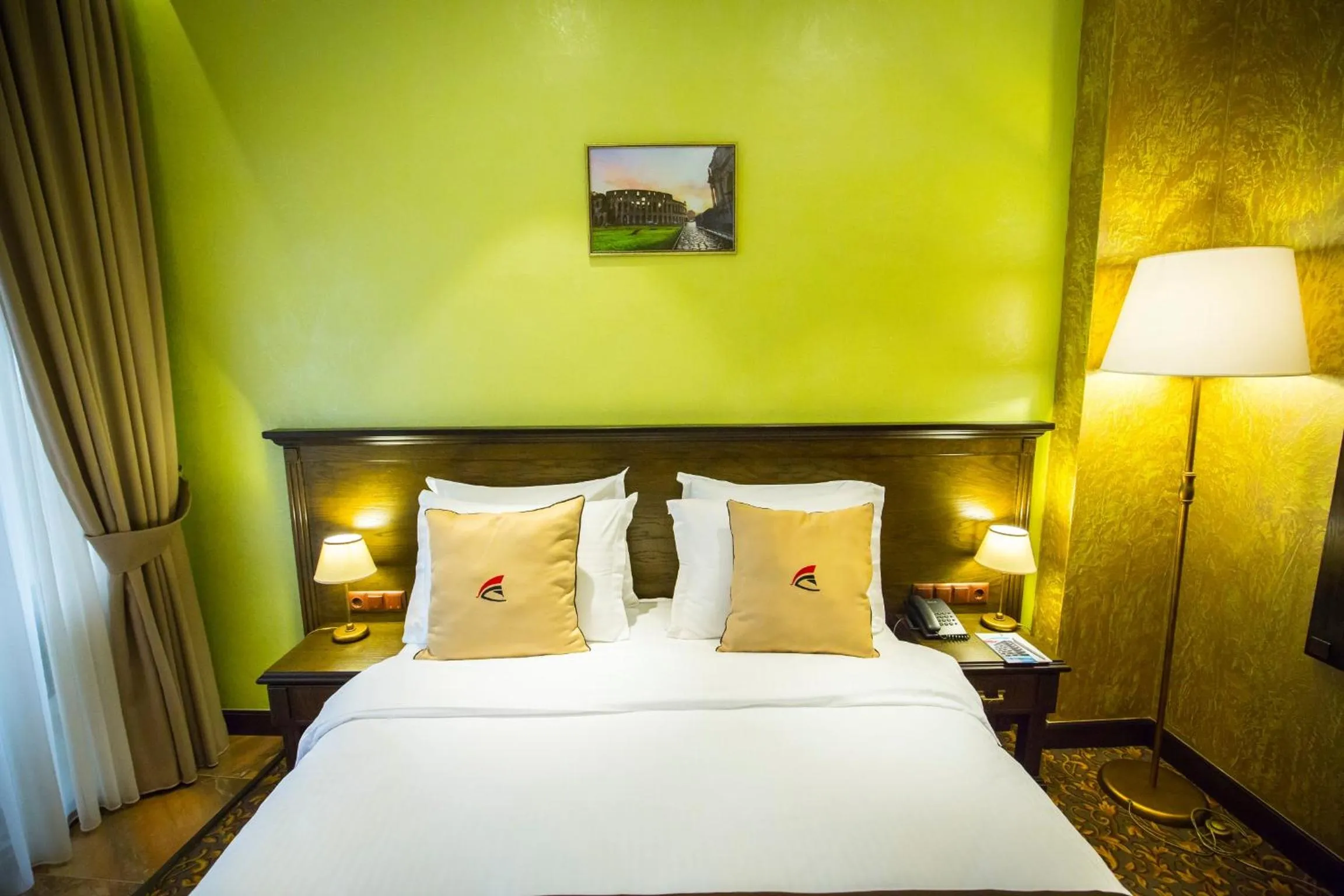 Bedroom, Bed in Colosseum Marina Hotel