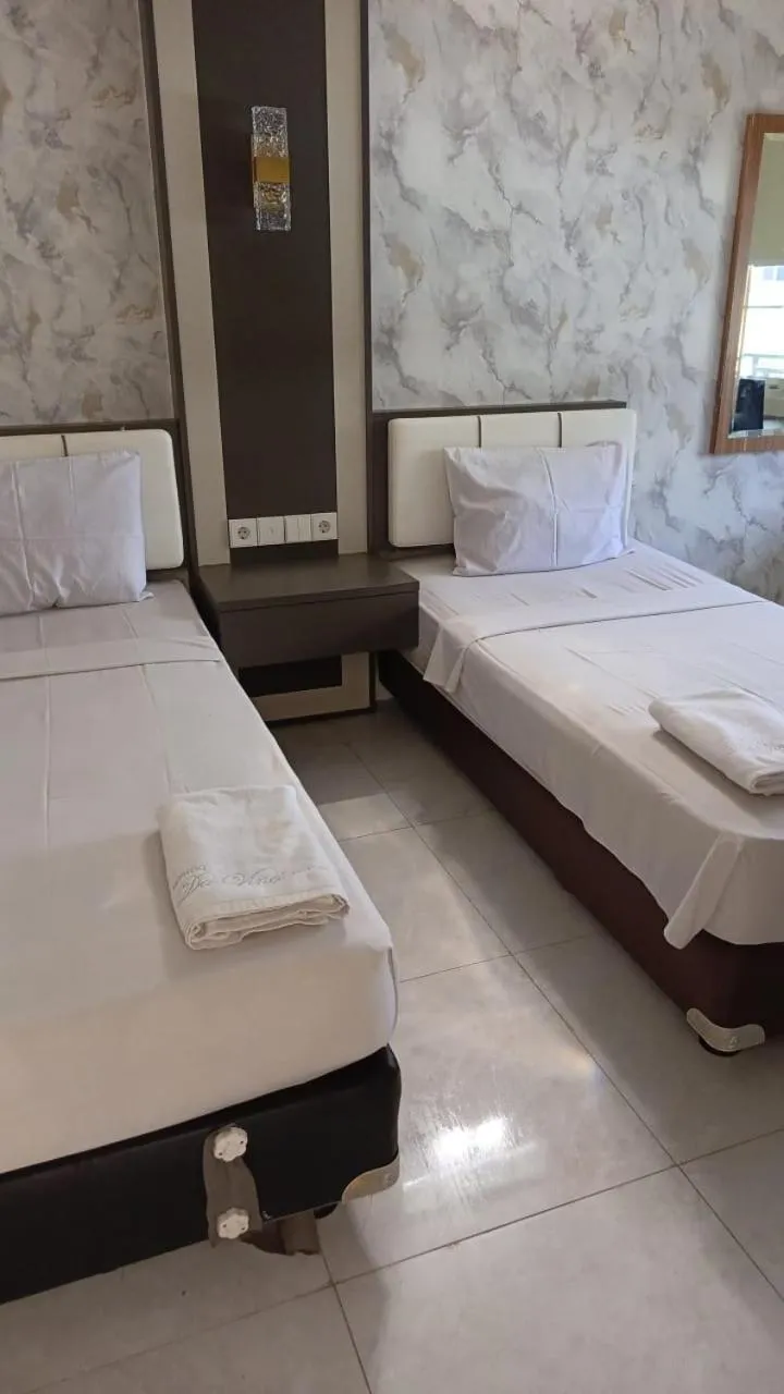 Bed in Wisma Davinci Sabrina
