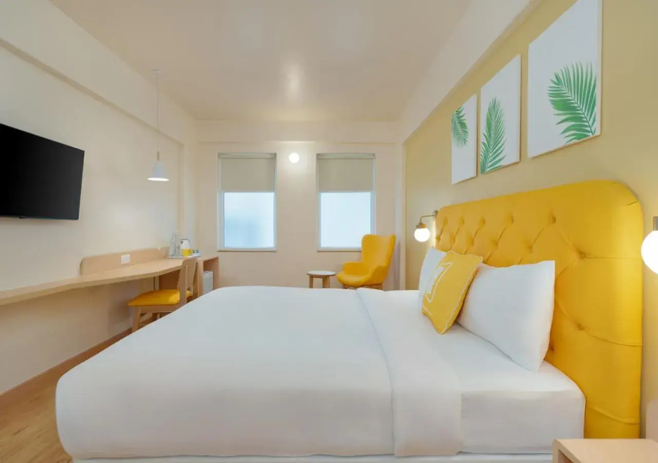 Deluxe Double Room - single occupancy in Bloom Hotel - Whitefield Deluxe Double Room - single occupancy in Bloom Hotel - Whitefield