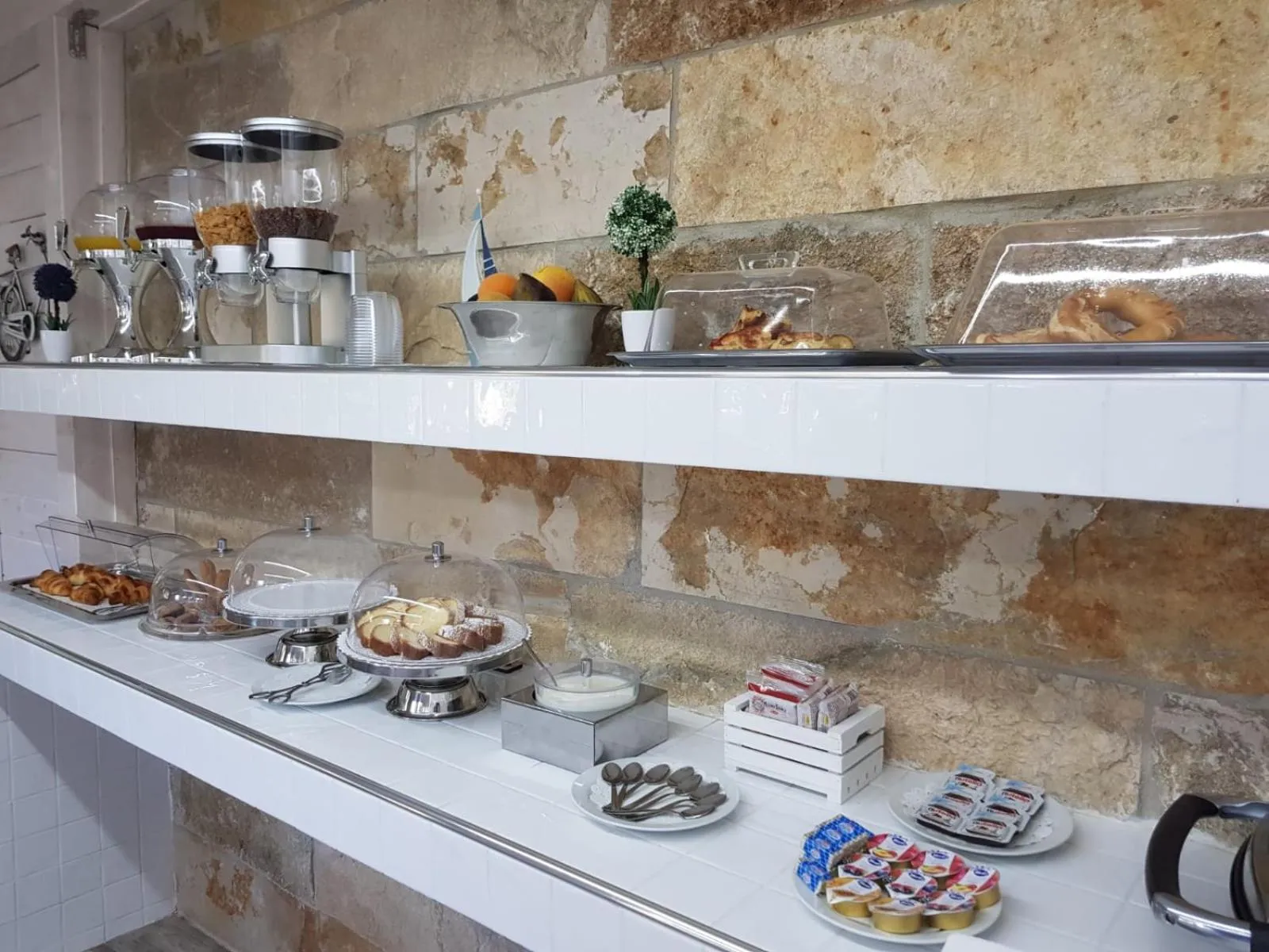 Breakfast in B&B Viale dei Pini