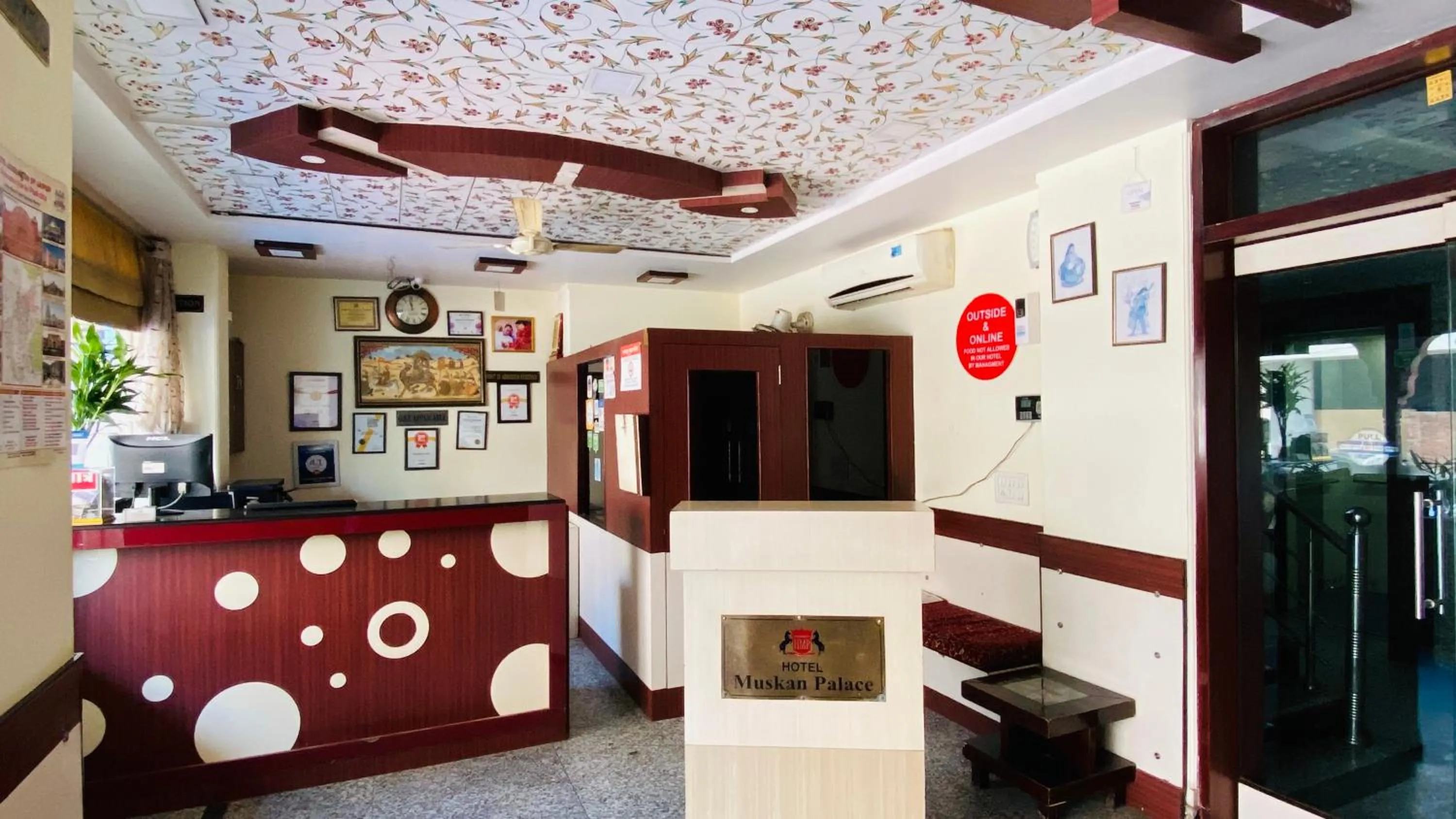 Staff in Hotel Muskan Palace