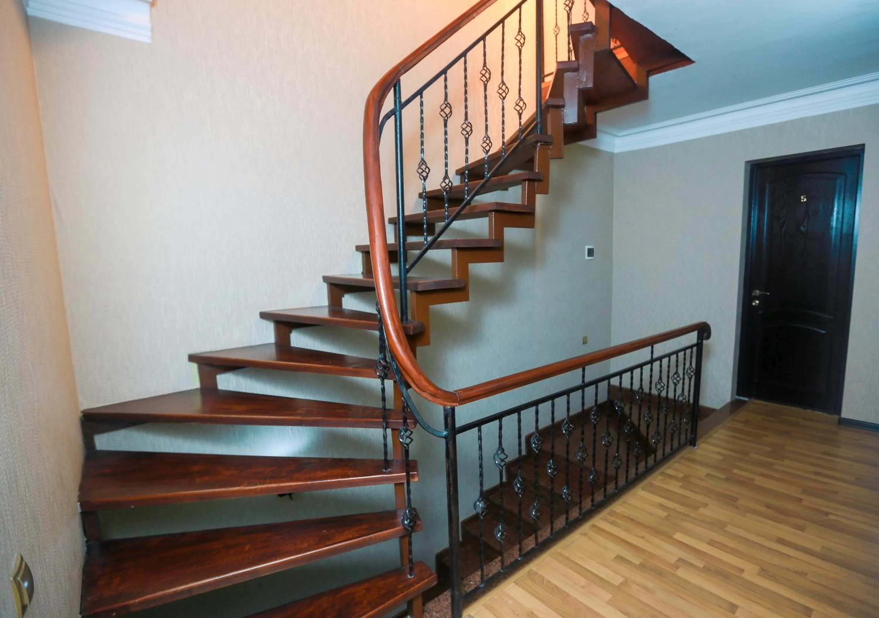 Property building in Hotel New Metekhi