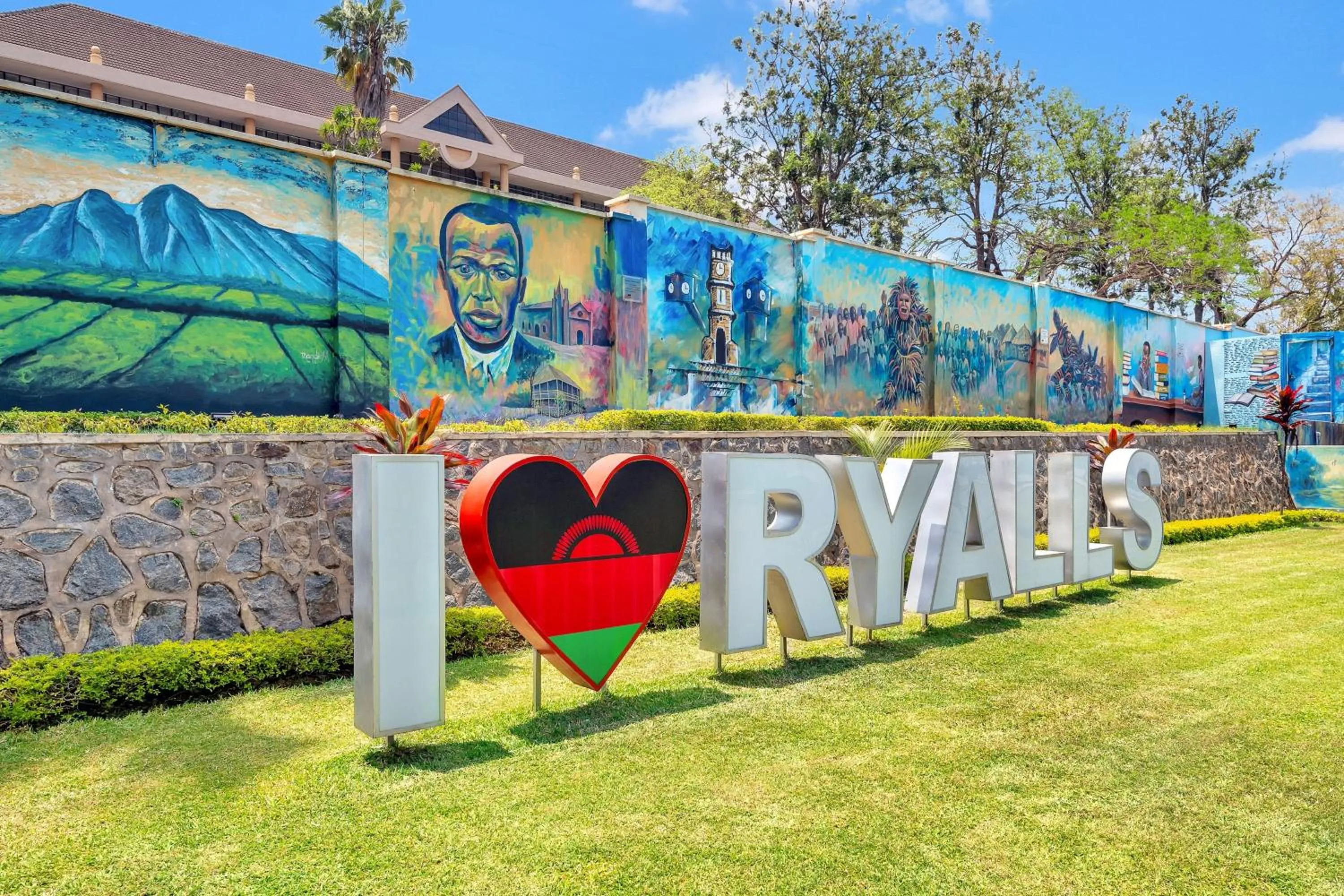 Swimming pool in Protea Hotel by Marriott Blantyre Ryalls