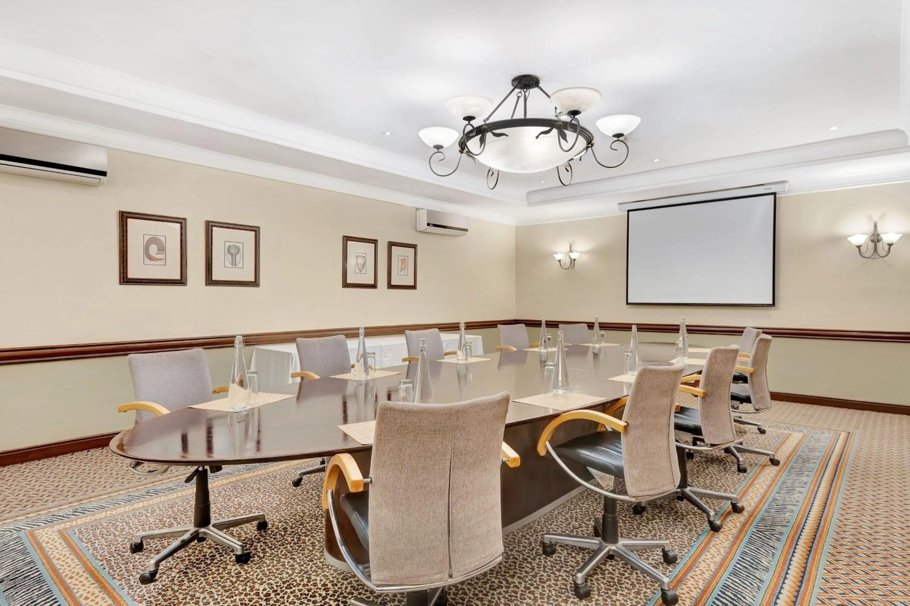 Meeting/conference room in Protea Hotel by Marriott Blantyre Ryalls
