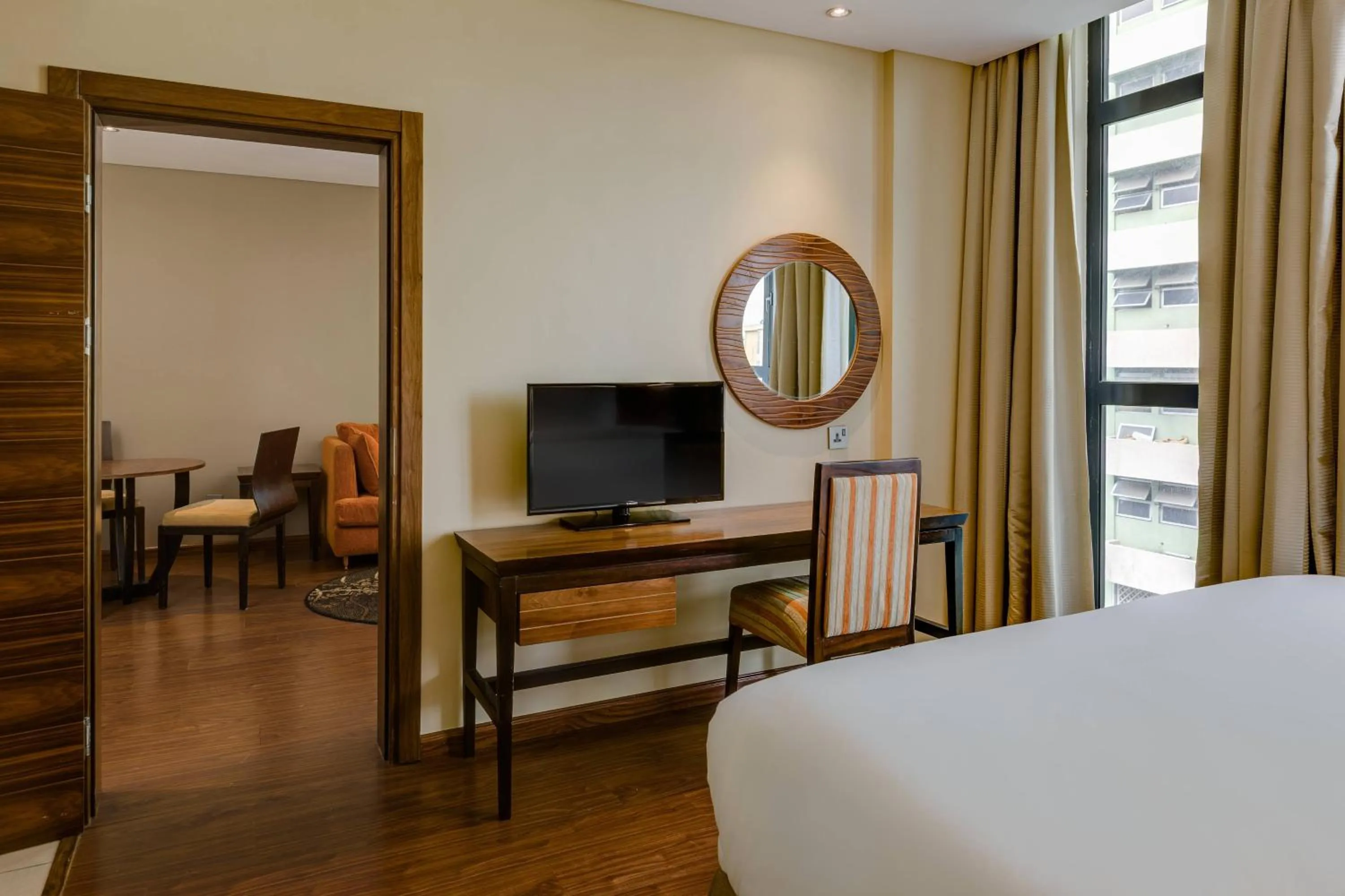 Photo of the whole room, Bed in Protea Hotel by Marriott Ikeja Select