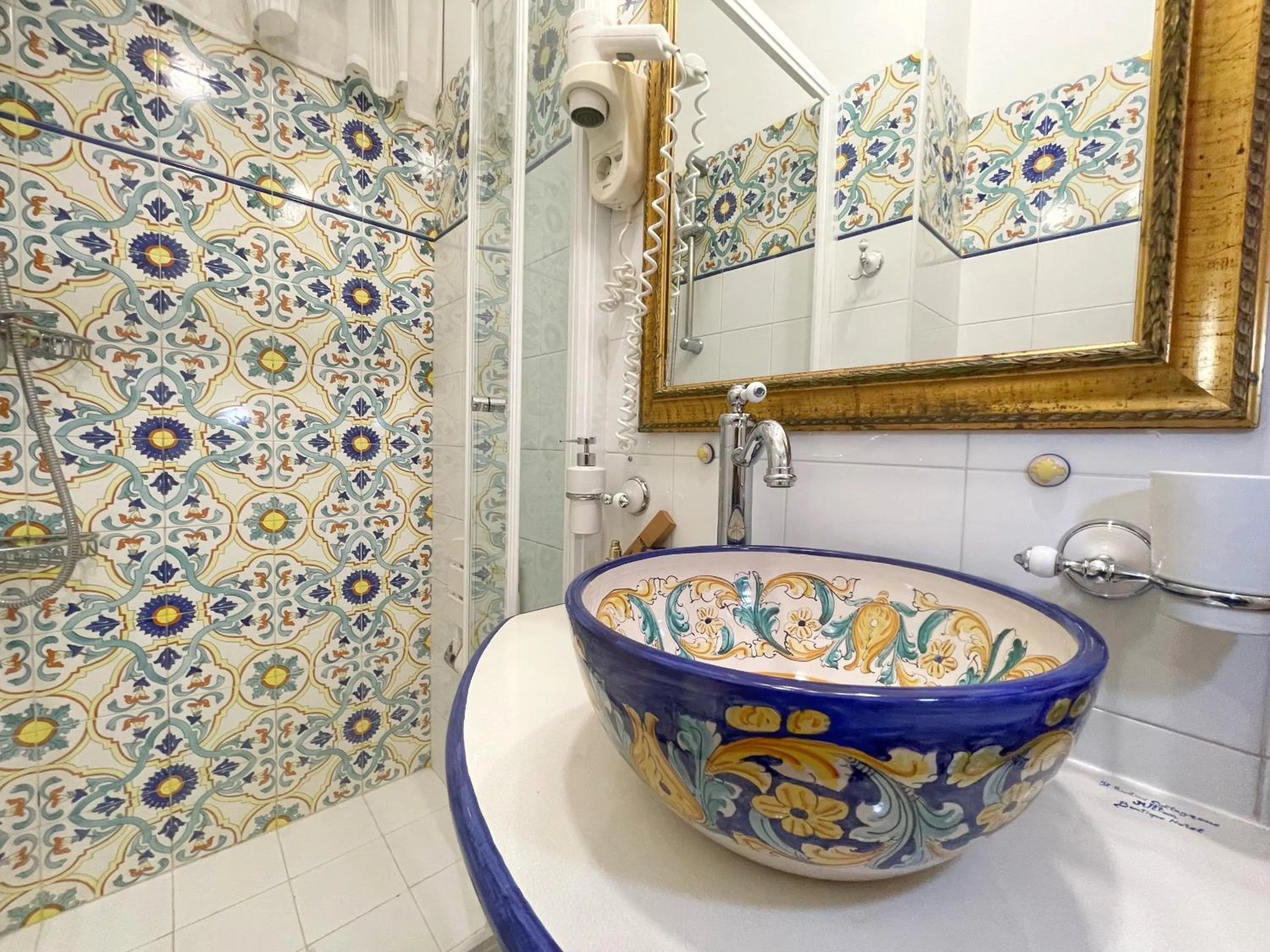 Toilet in Milton Boutique Hotel - Adults Only