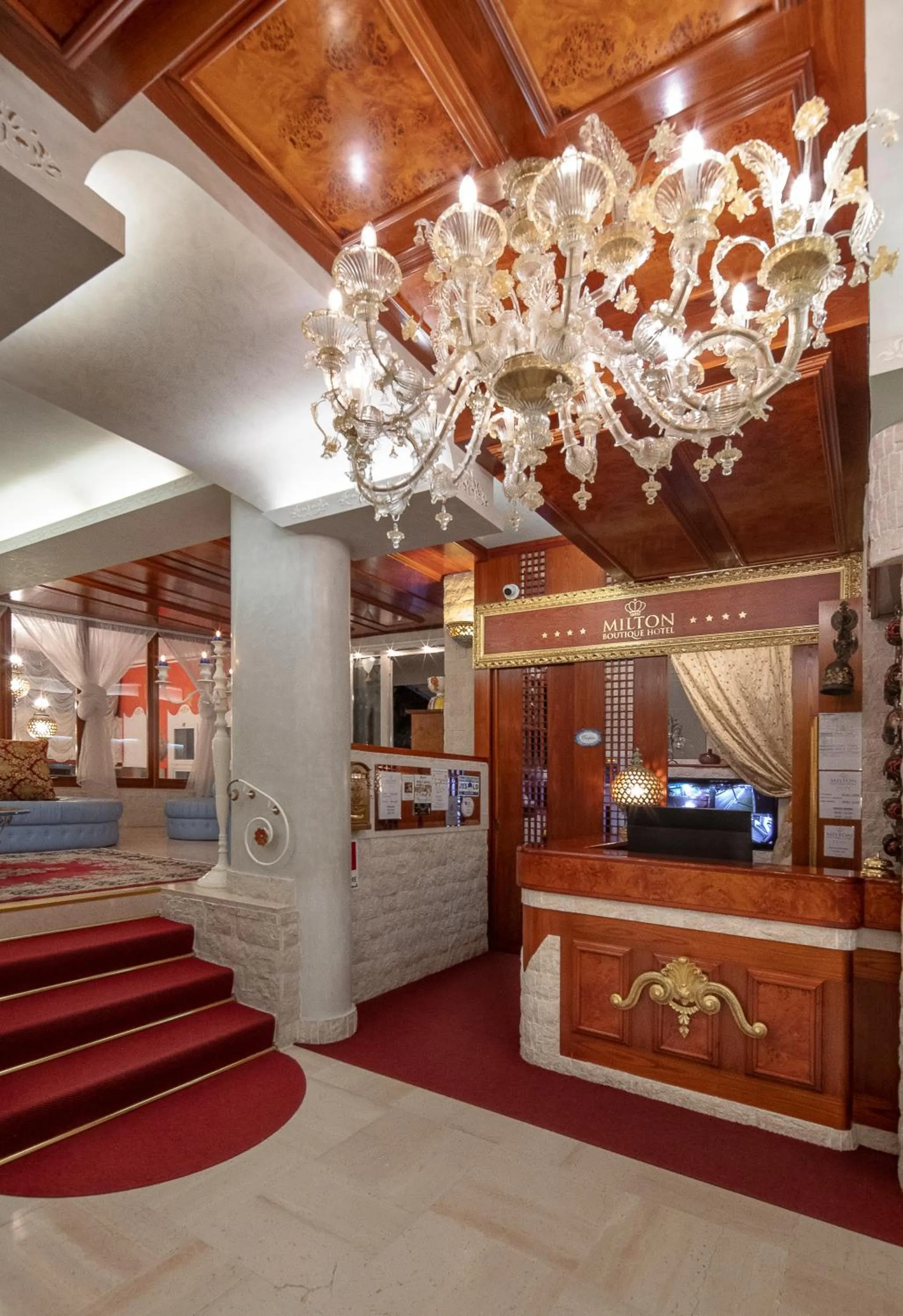 Lobby or reception in Milton Boutique Hotel - Adults Only