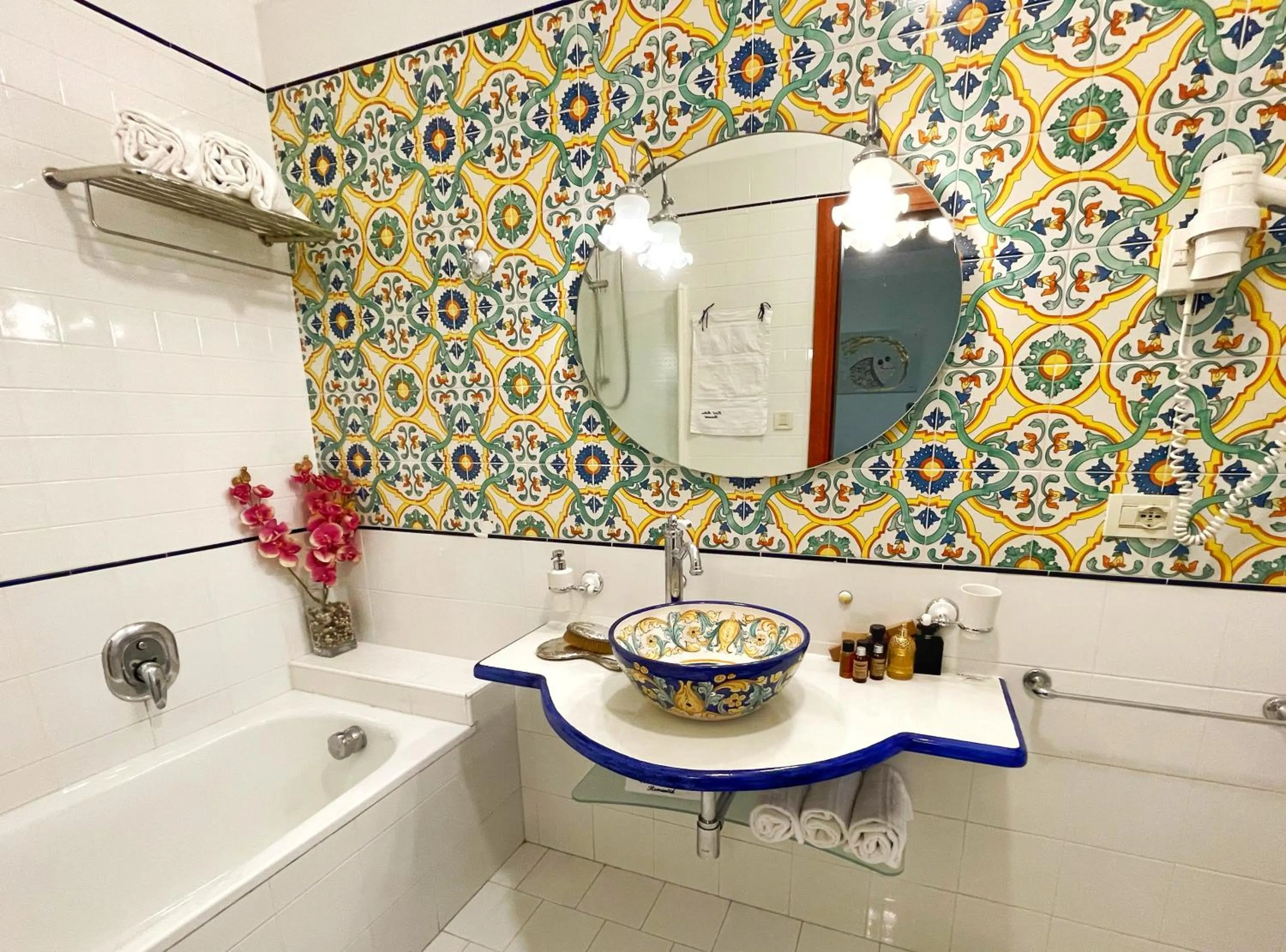 Toilet in Milton Boutique Hotel - Adults Only