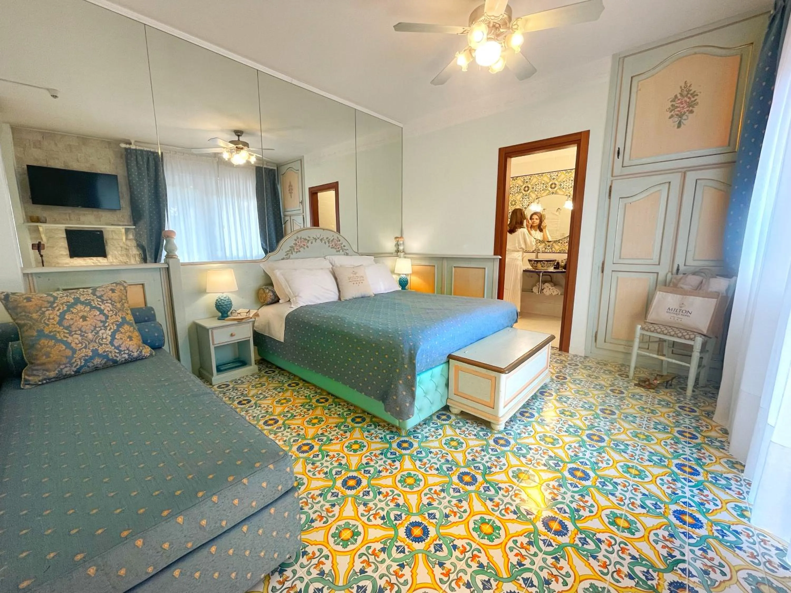 Bed in Milton Boutique Hotel - Adults Only