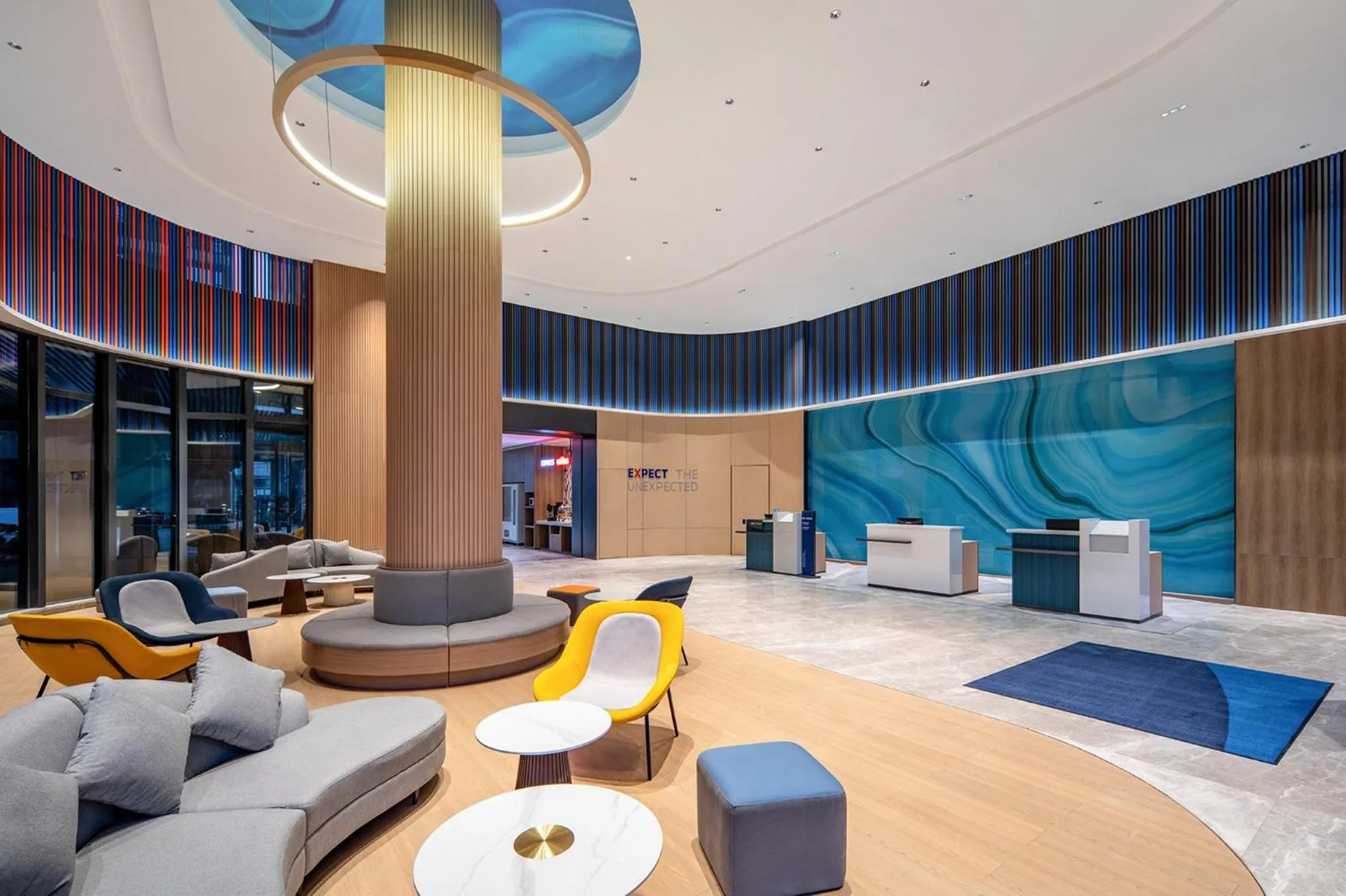 Property building in Holiday Inn Express Sihui City Center