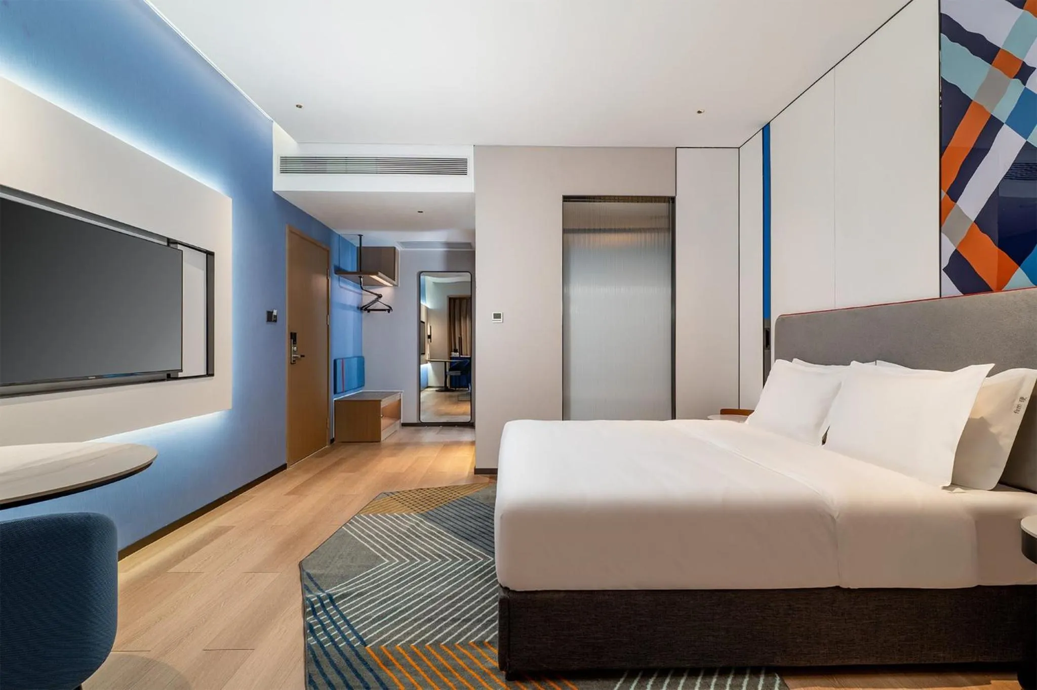 Photo of the whole room, Bed in Holiday Inn Express Sihui City Center