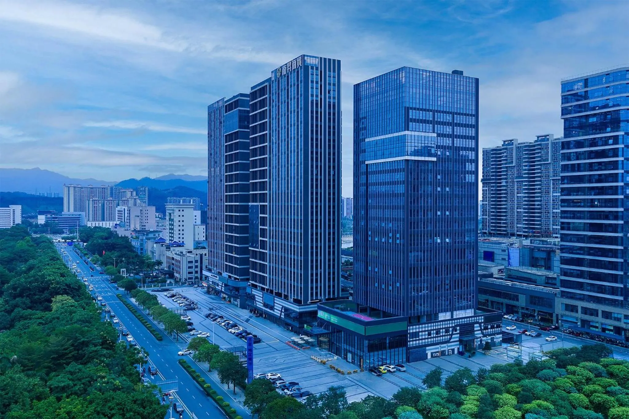 Property building in Holiday Inn Express Sihui City Center