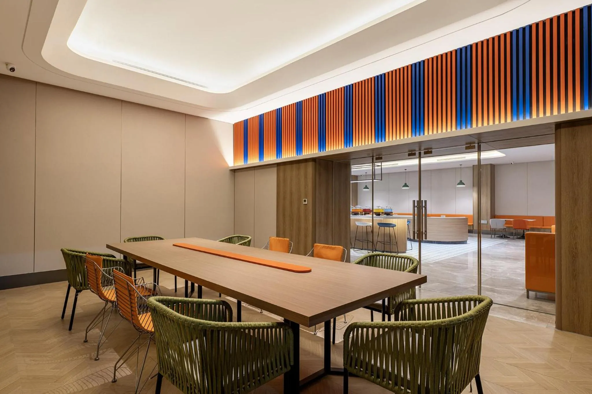 Restaurant/places to eat in Holiday Inn Express Sihui City Center