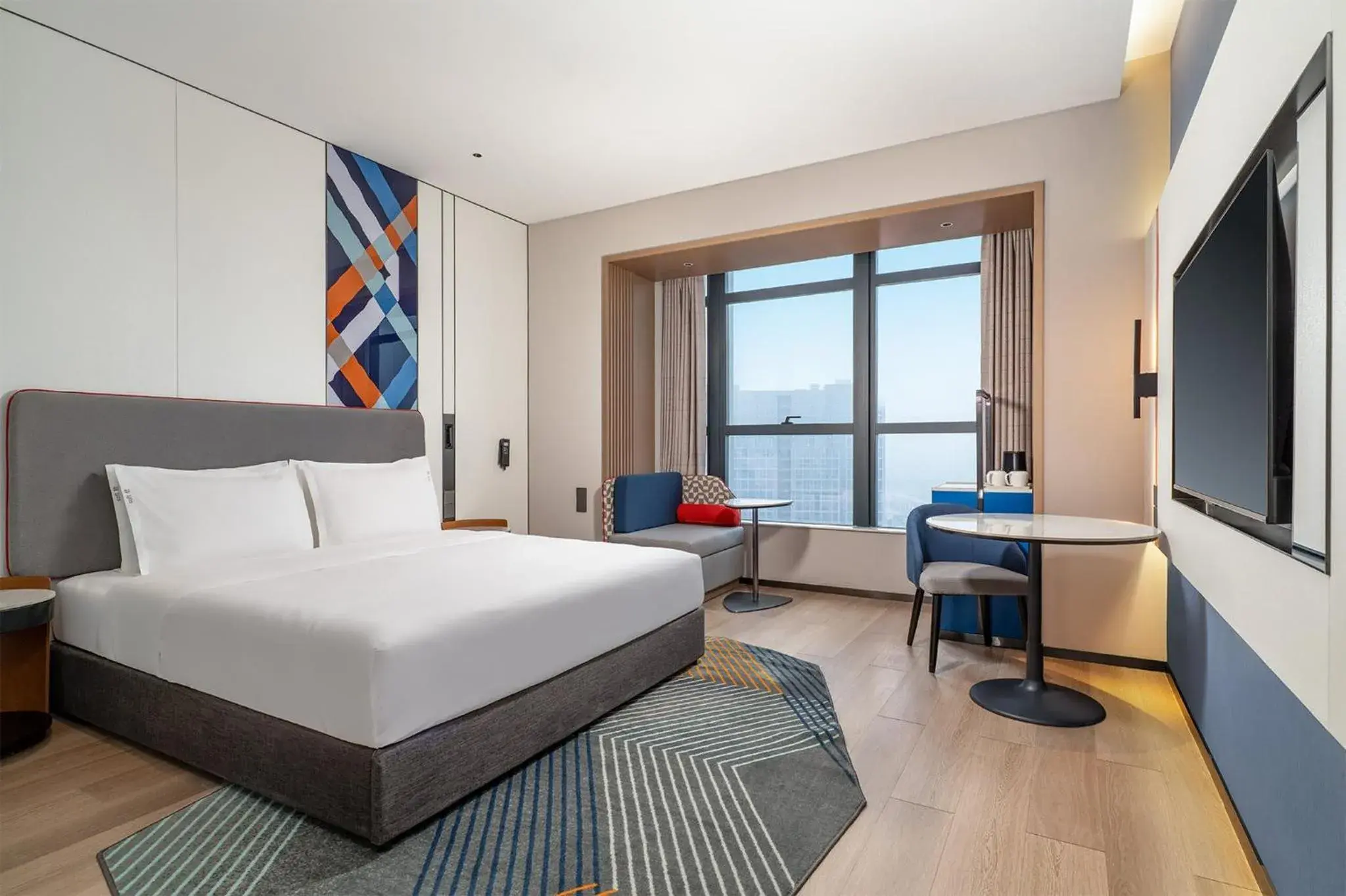 Standard King Room in Holiday Inn Express Sihui City Center Standard King Room in Holiday Inn Express Sihui City Center