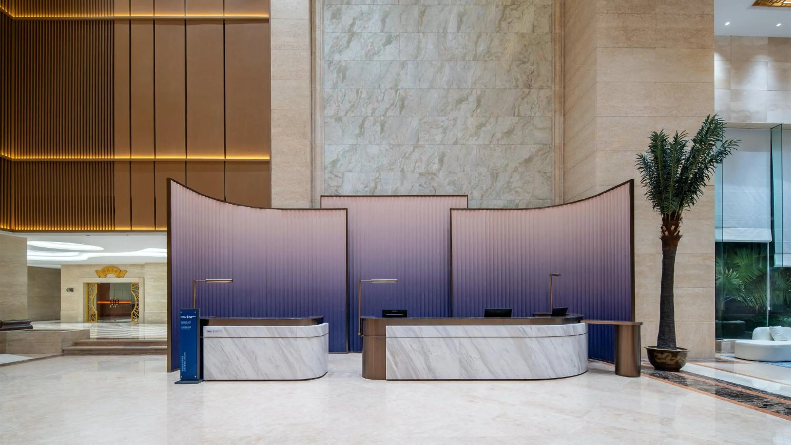 Property building in Holiday Inn Express Putian City Center