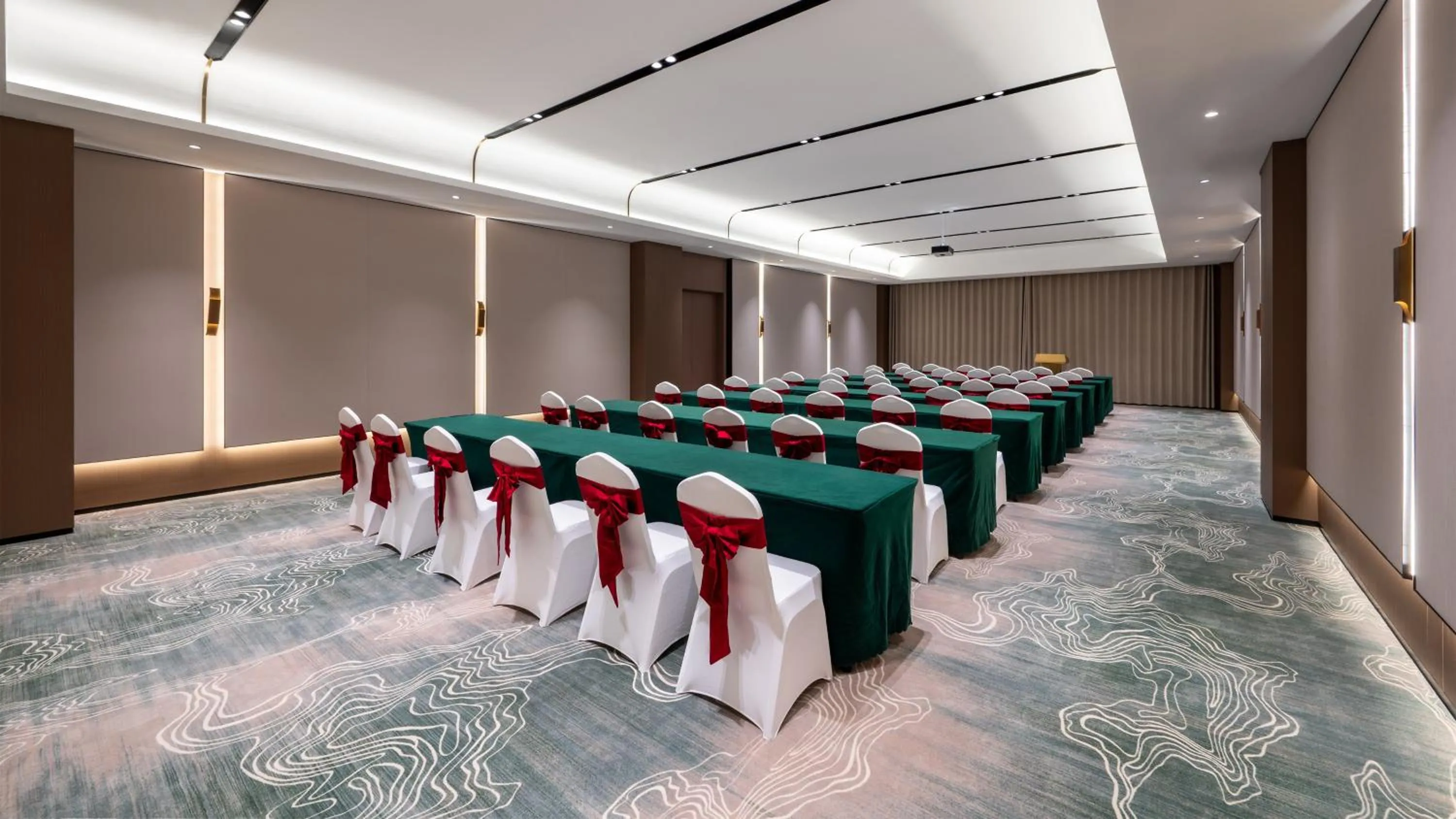 Meeting/conference room in Holiday Inn Express Putian City Center