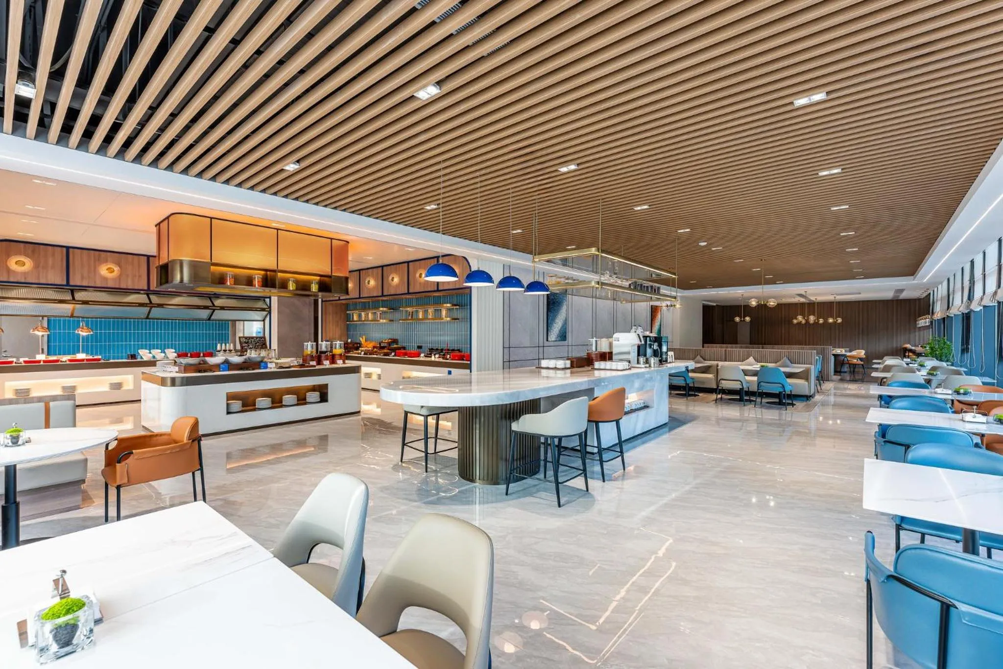 Restaurant/places to eat in Holiday Inn Express Taizhou Jiaojiang