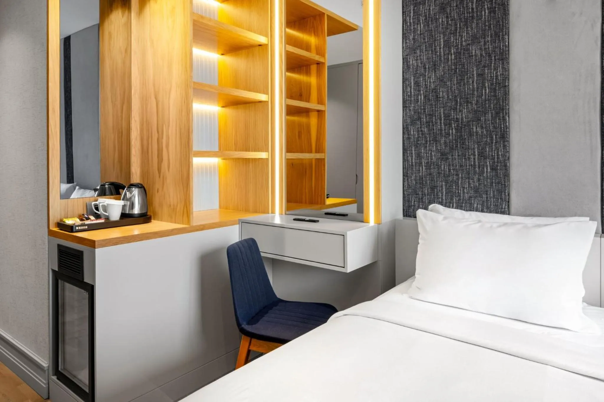 Photo of the whole room, Bed in Holiday Inn Istanbul - Beylikduzu by IHG