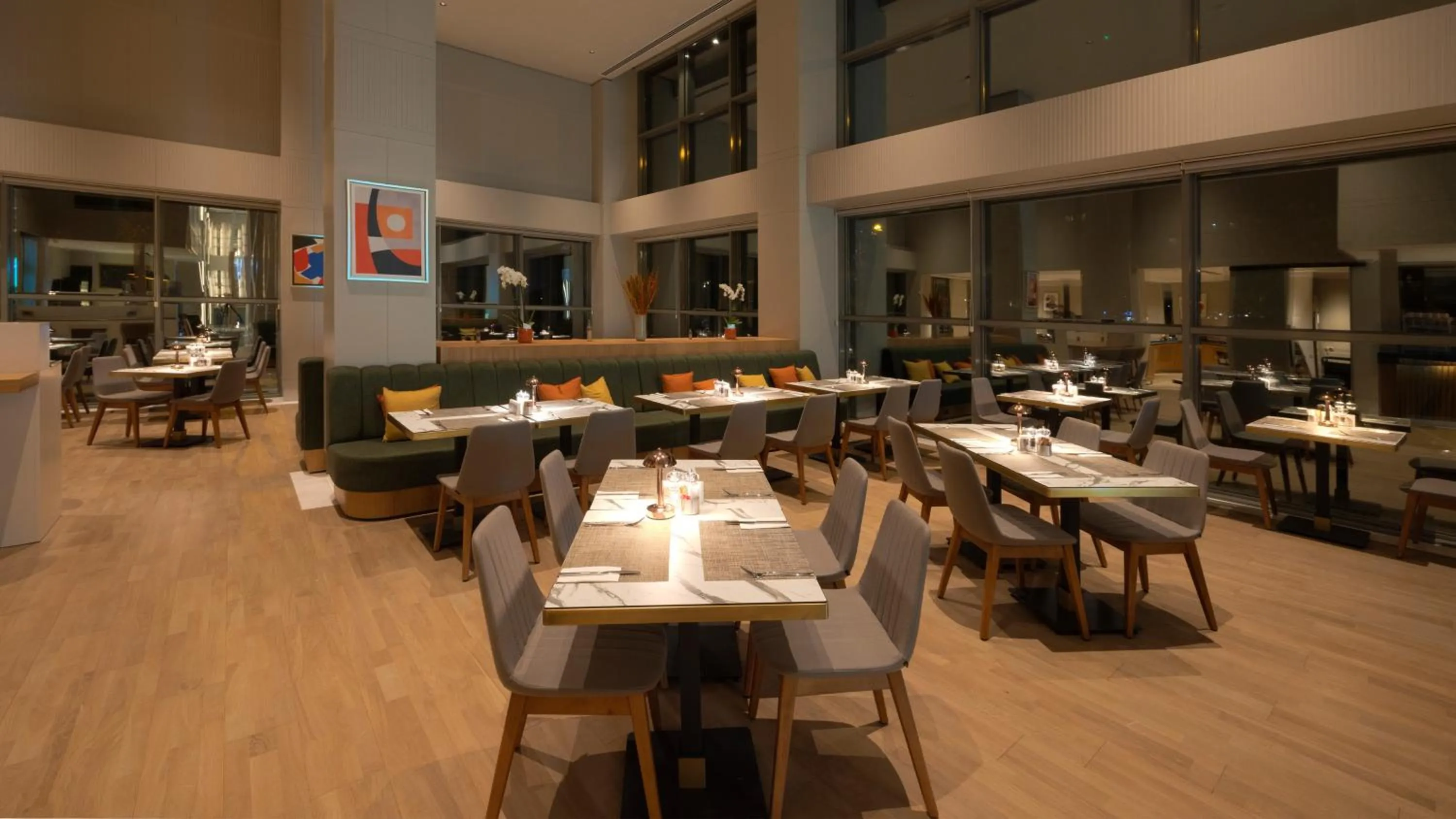 Restaurant/places to eat in Holiday Inn Istanbul - Beylikduzu by IHG