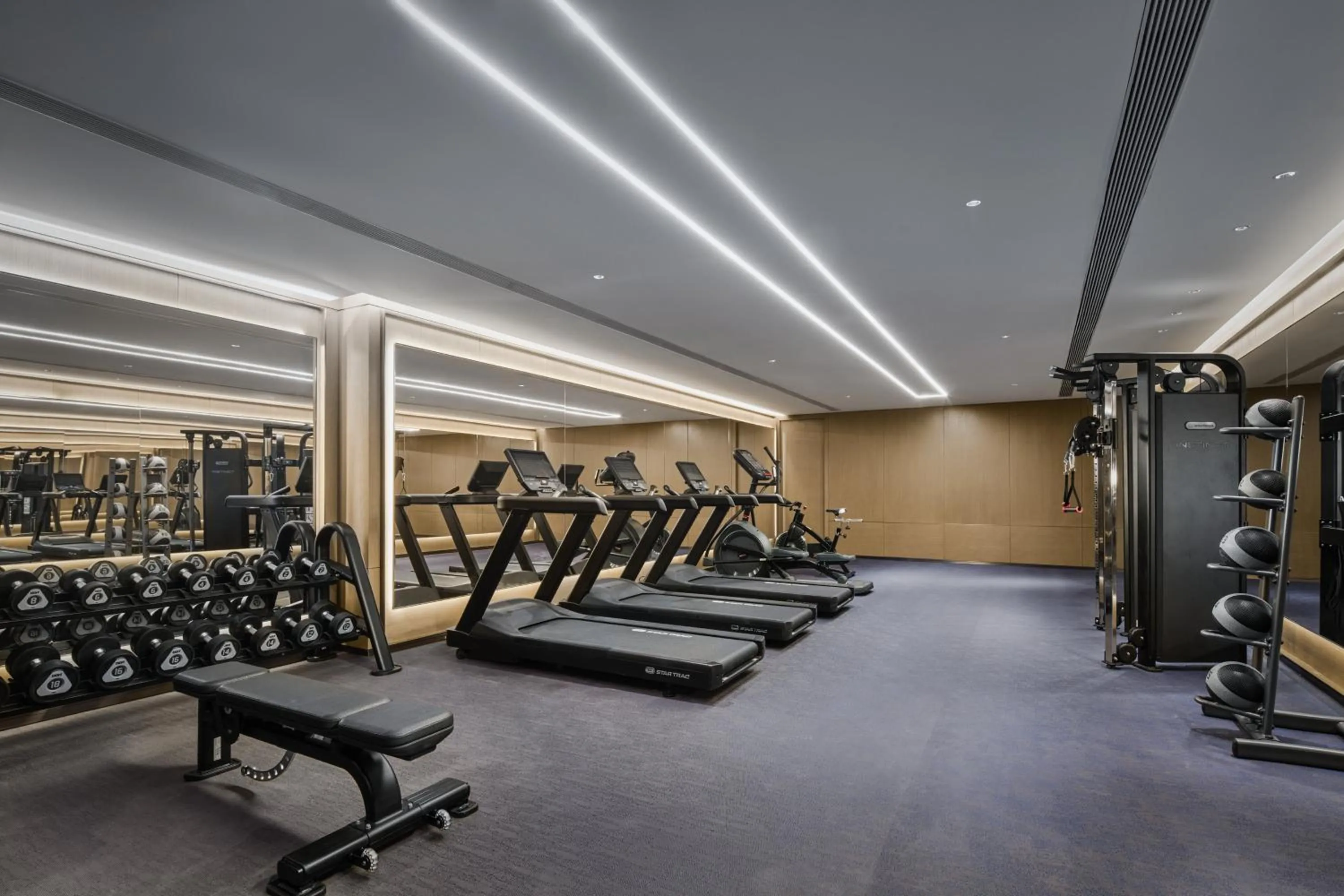 Fitness centre/facilities in Hotel Indigo Wuxi Qingming Bridge