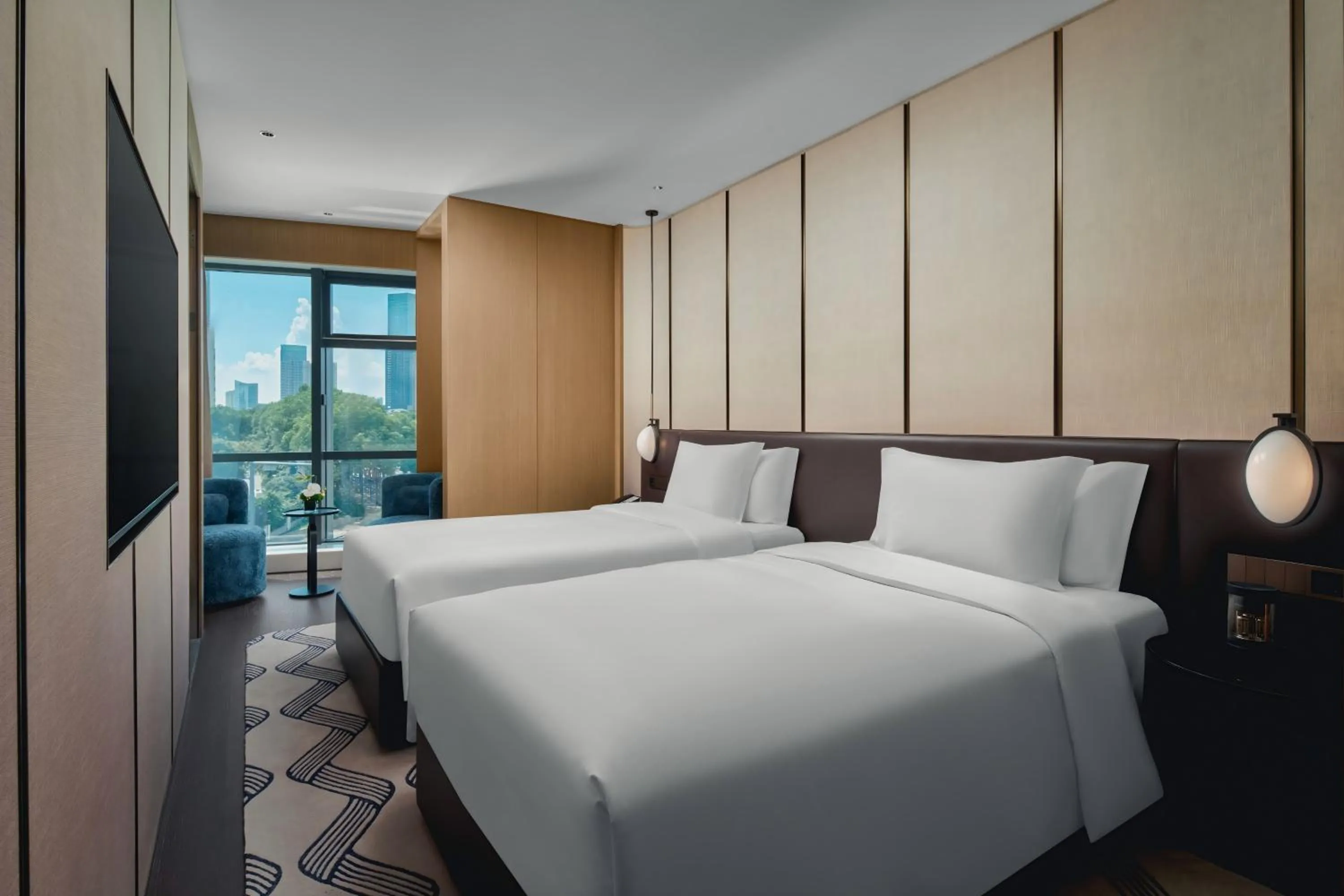 Photo of the whole room, Bed in Hotel Indigo Wuxi Qingming Bridge