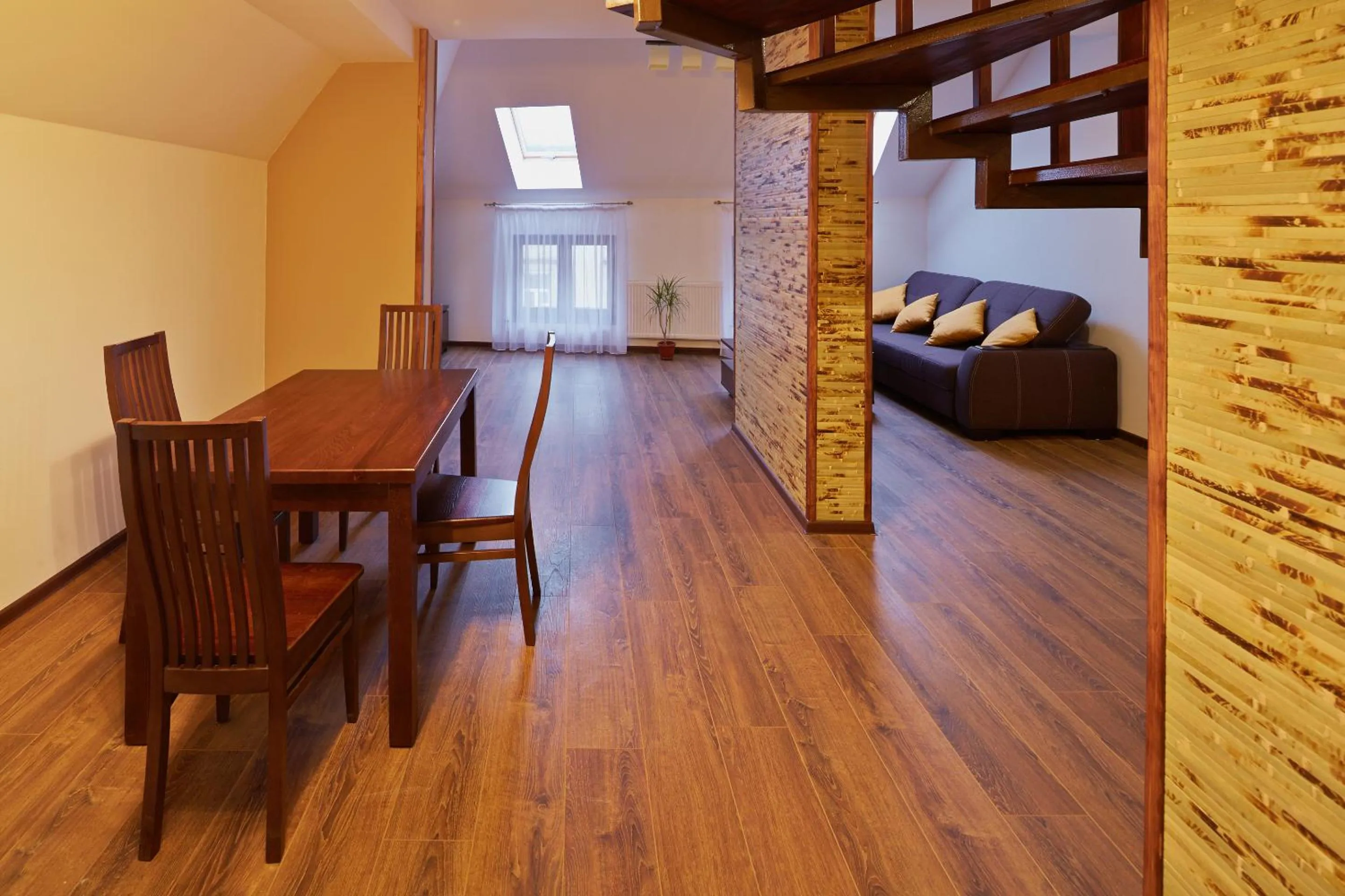 Living room, Bed in Aparthotel Na Mytniy