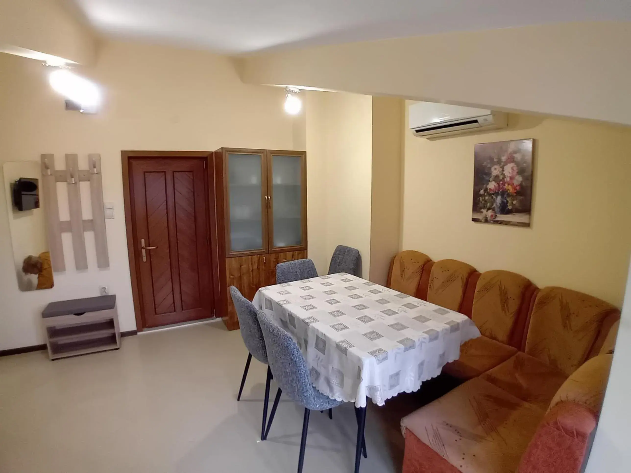 Top Floor Two Bedroom Apartment in Central Burgas Top Floor Two Bedroom Apartment in Central Burgas