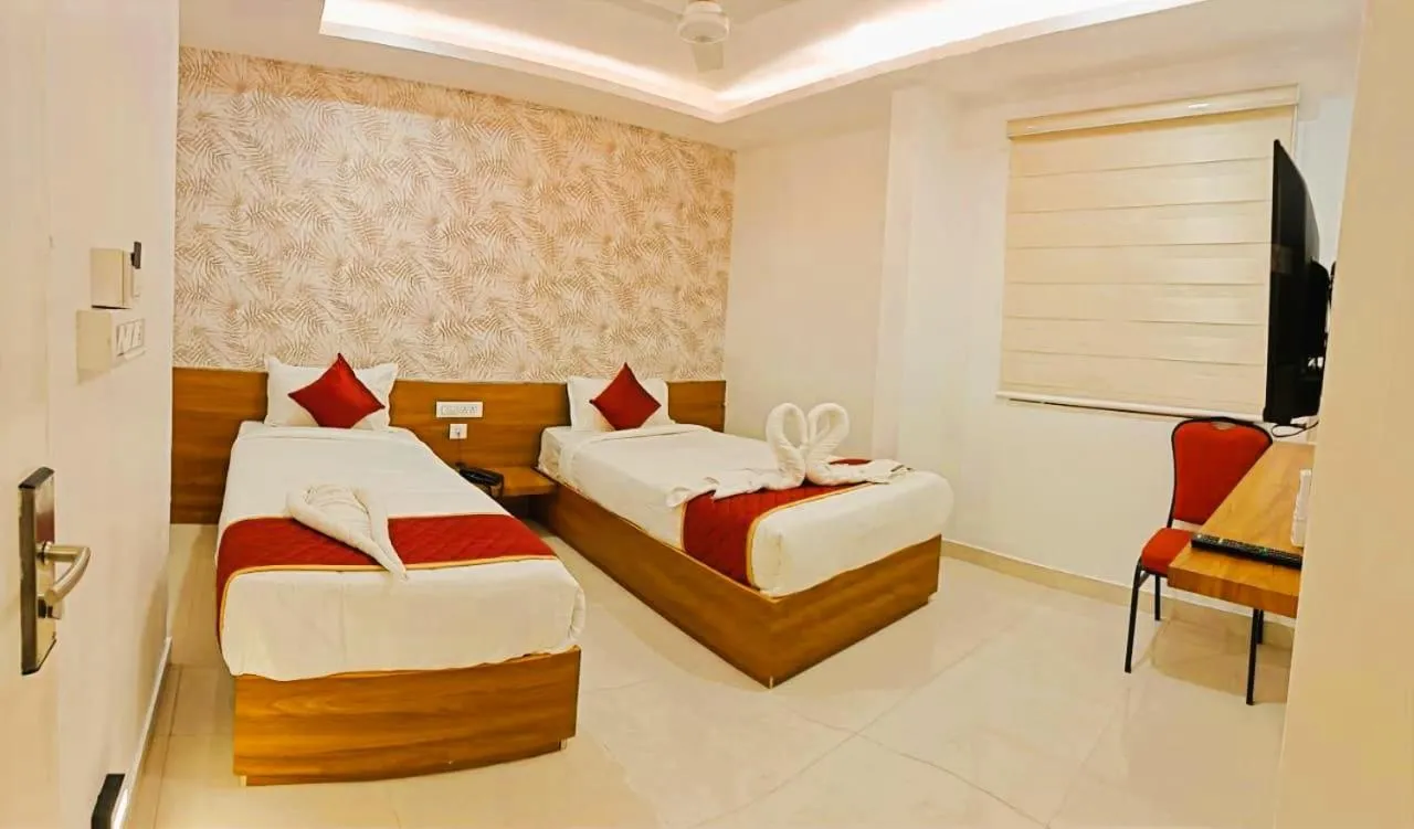 Bed in Starlight Hotels T-Nagar