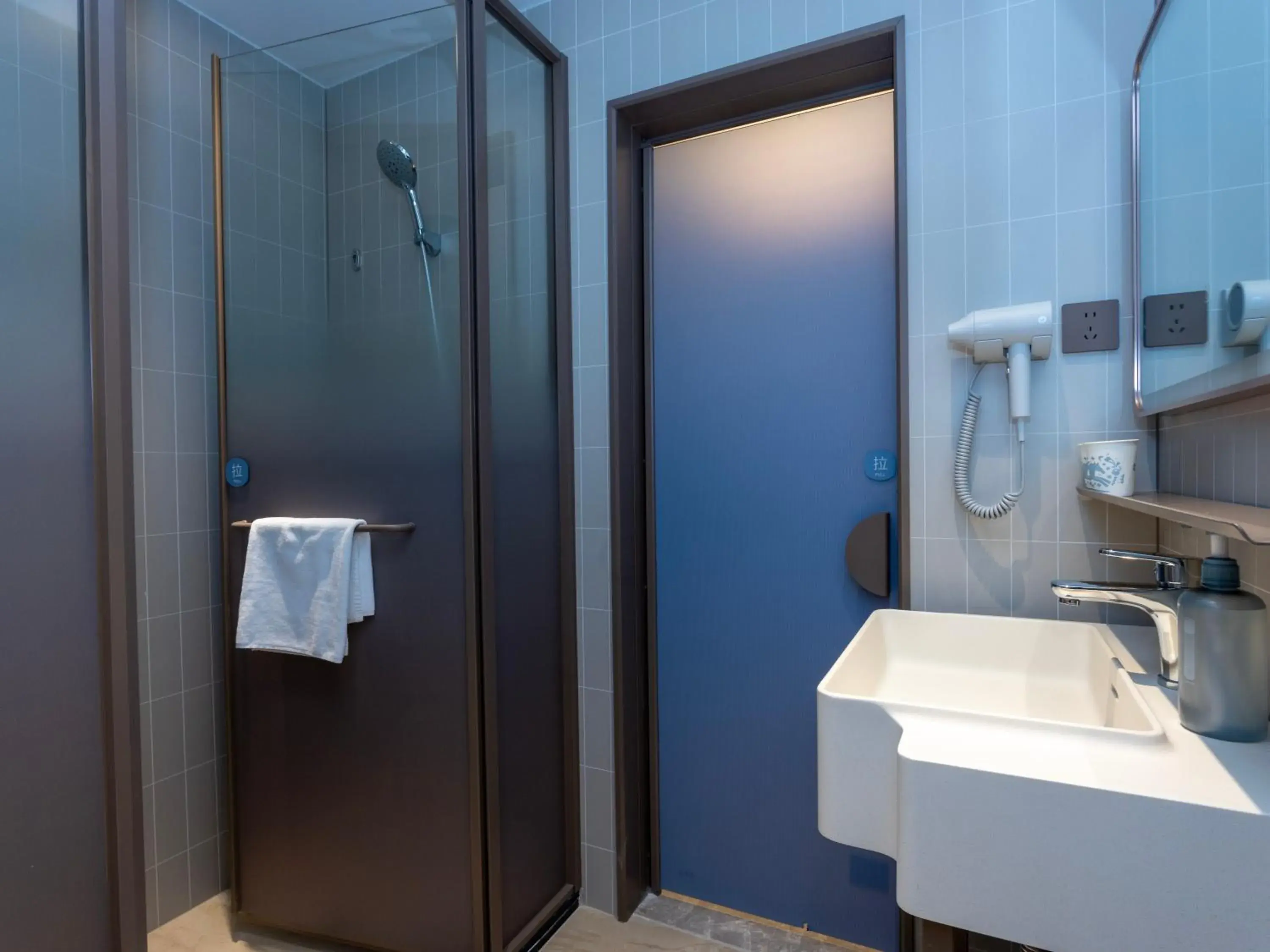 Hanting Hotel Beijing West Railway Station North Square Hanting Hotel Beijing West Railway Station North Square