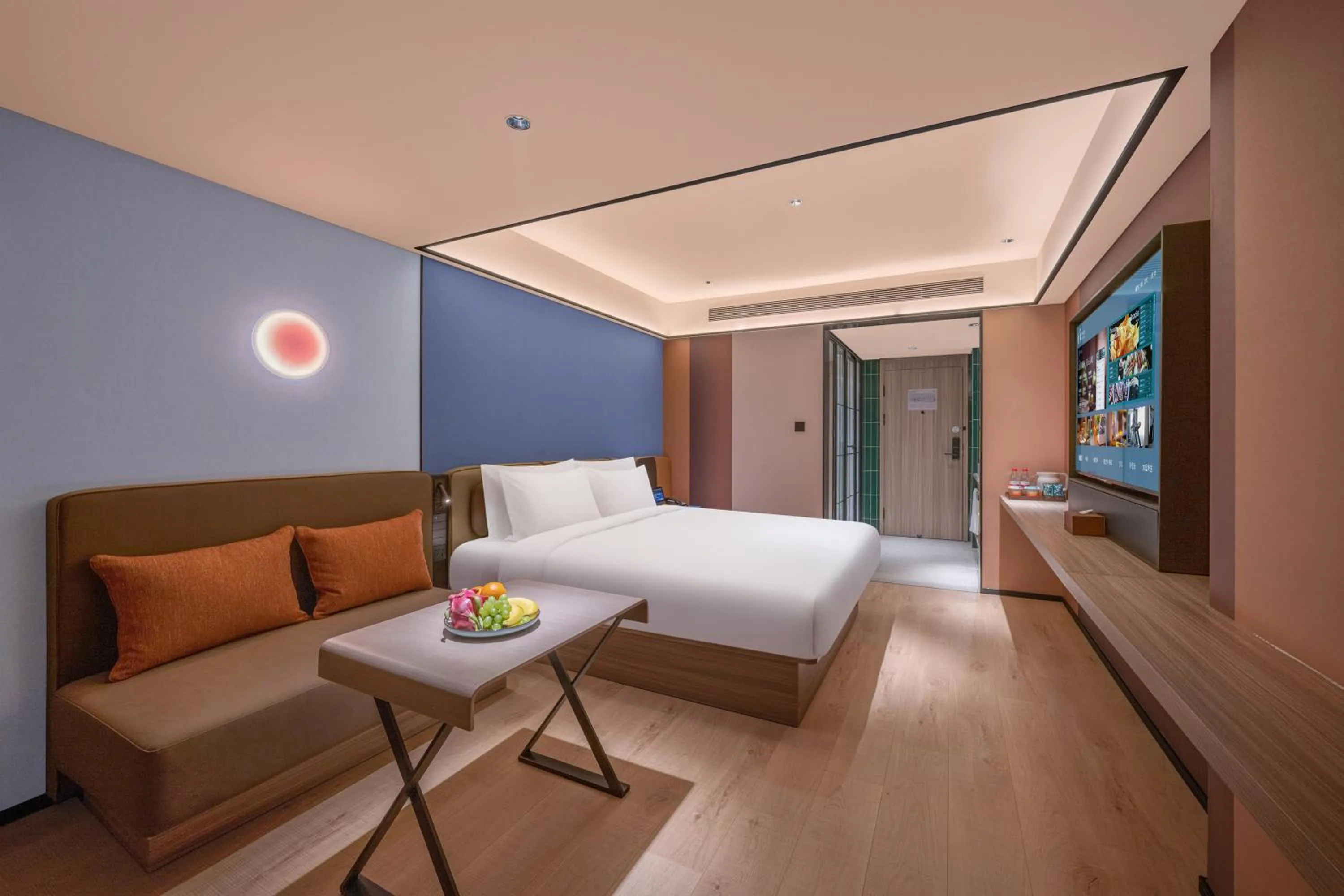 Property building, Bed in Orange Hotel Beijing Xi'erqi