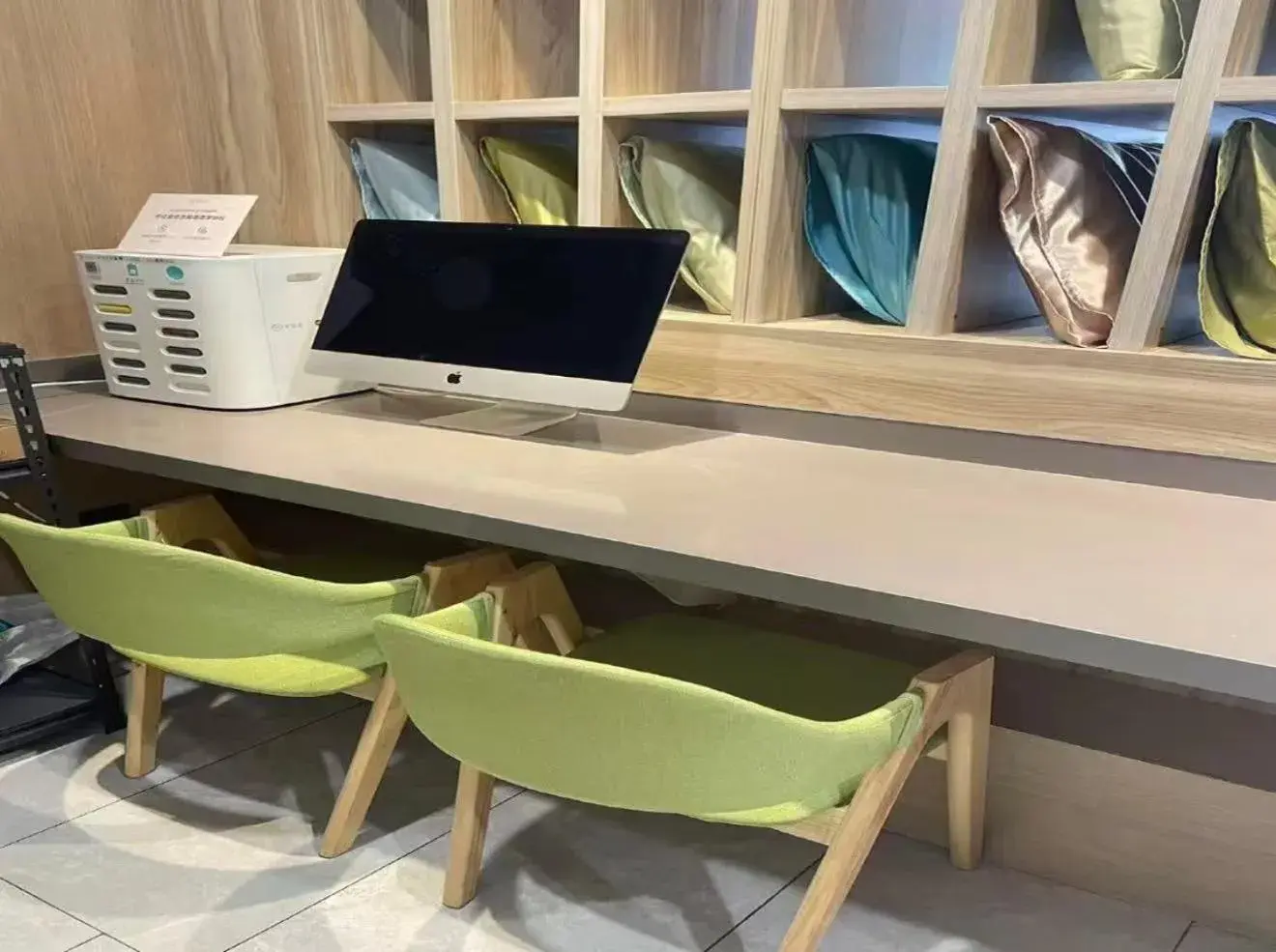 TV and multimedia in Hanting Hotel Shanghai Wujiaochang TV and multimedia in Hanting Hotel Shanghai Wujiaochang