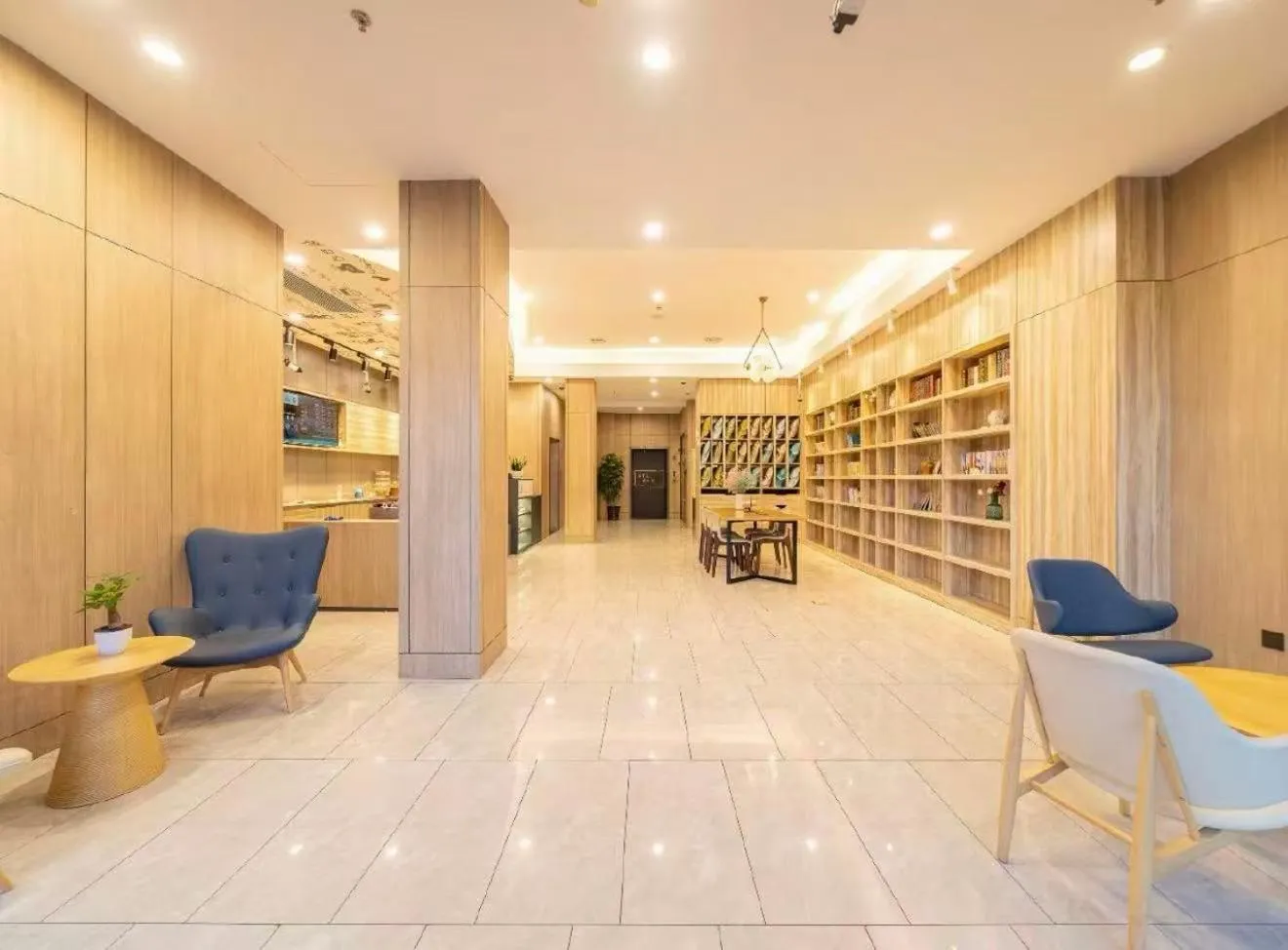 Seating area in Hanting Hotel Shanghai Wujiaochang