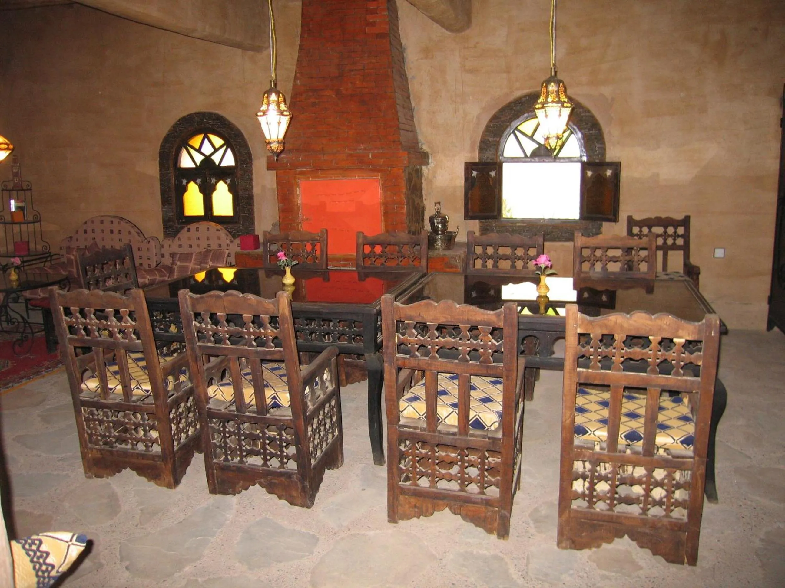 Restaurant/places to eat in Rose du Sable