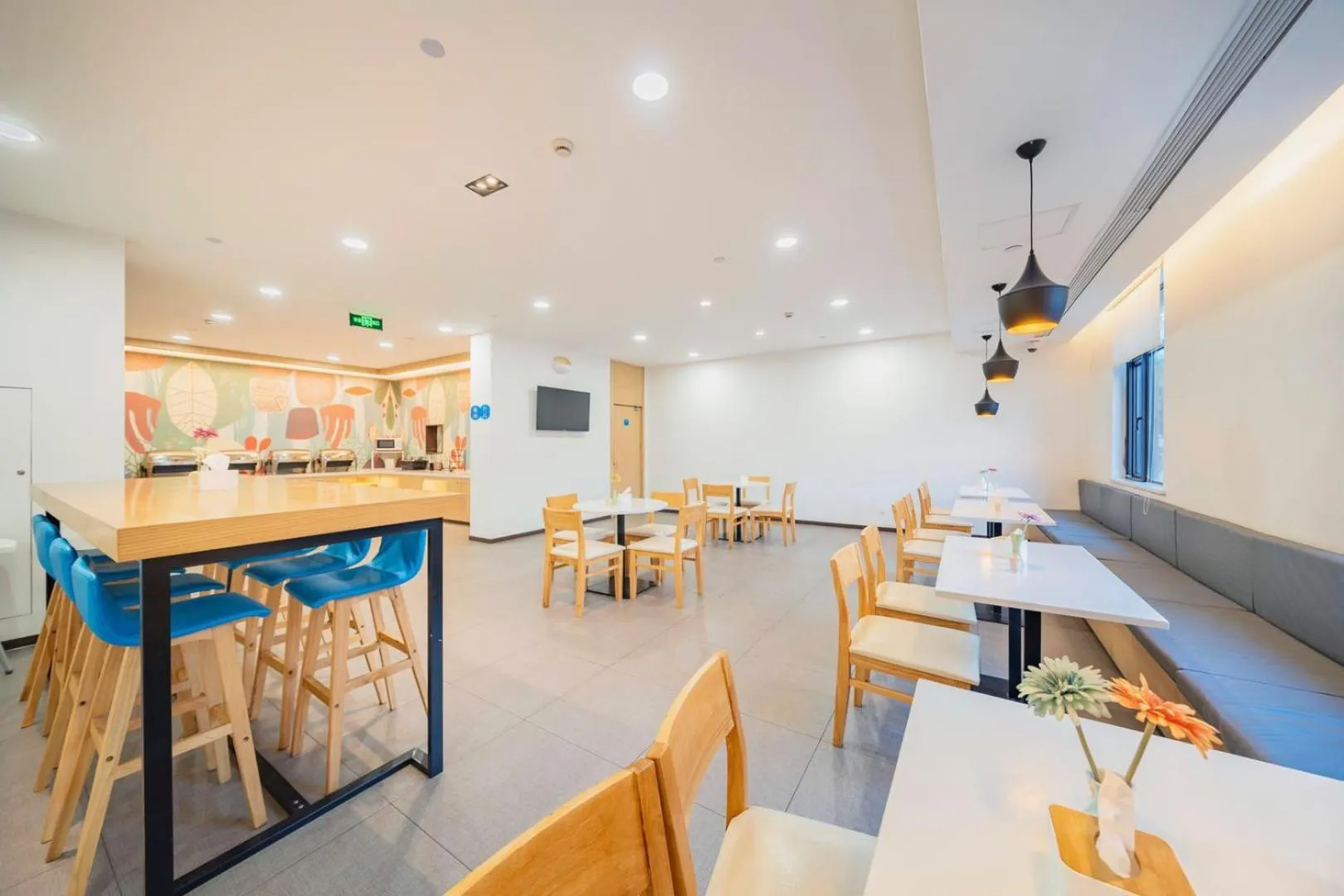 Restaurant/places to eat in Hanting Hotel Shanghai Wujing East China Normal University