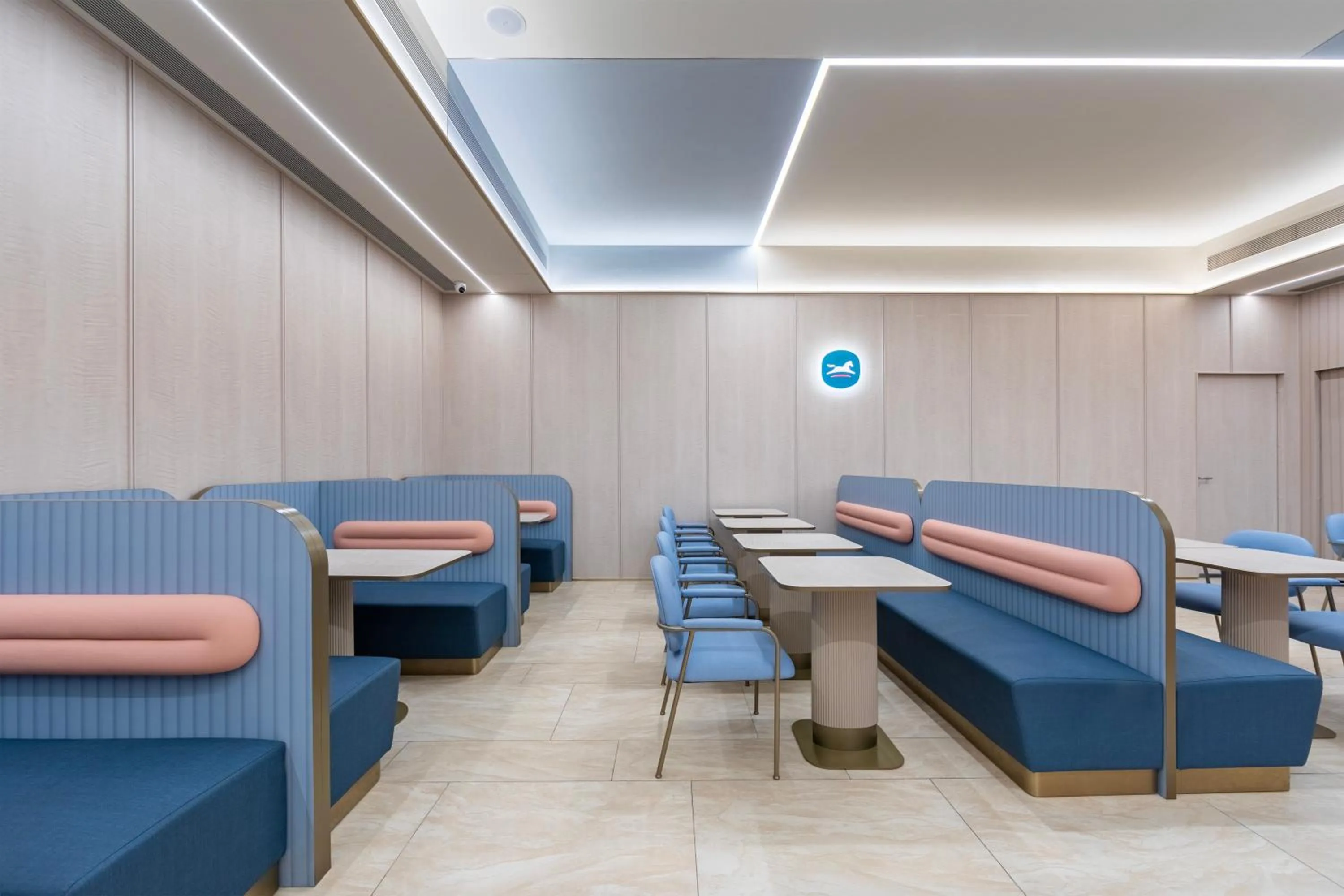 Restaurant/places to eat in Hanting Hotel Shanghai Hongqiao Hub Qibao Center