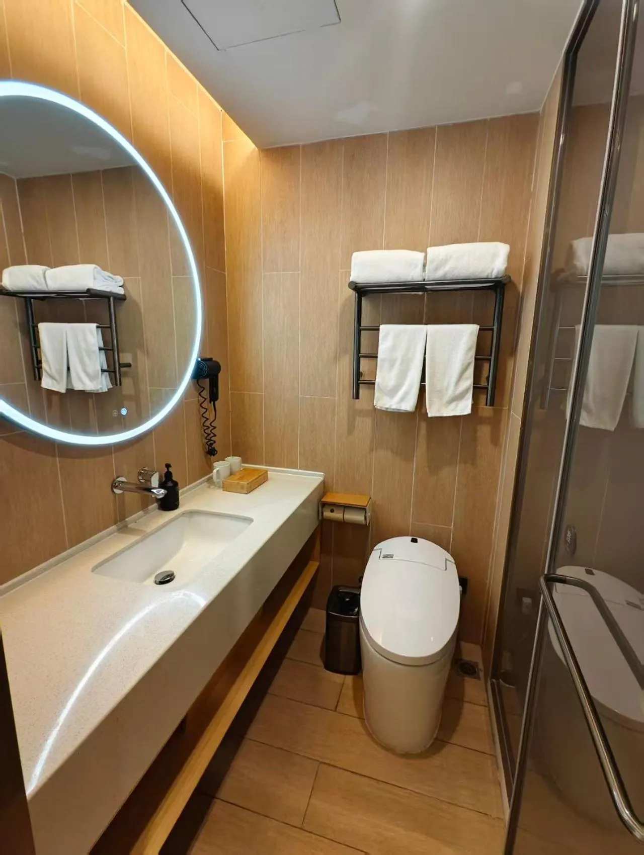 Bathroom in JI Hotel Shanghai Xinzhuang