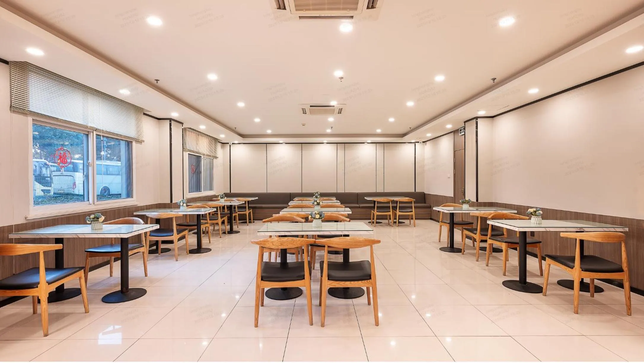 Restaurant/places to eat in Hanting Hotel Shanghai Pudong Airport