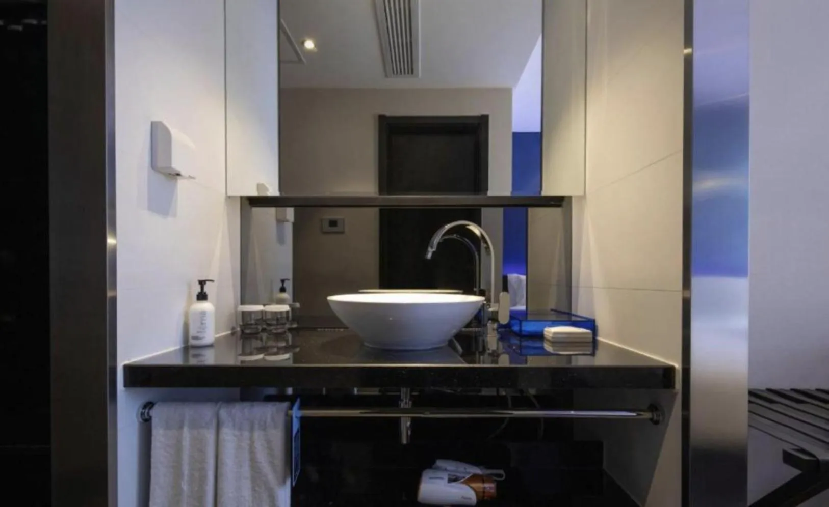 Toilet in Orange Hotel Shanghai Chuansha International Tourism Resort