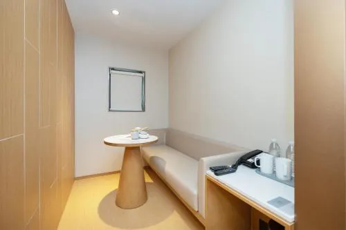 JI Hotel Shanghai Longyang Road Maglev