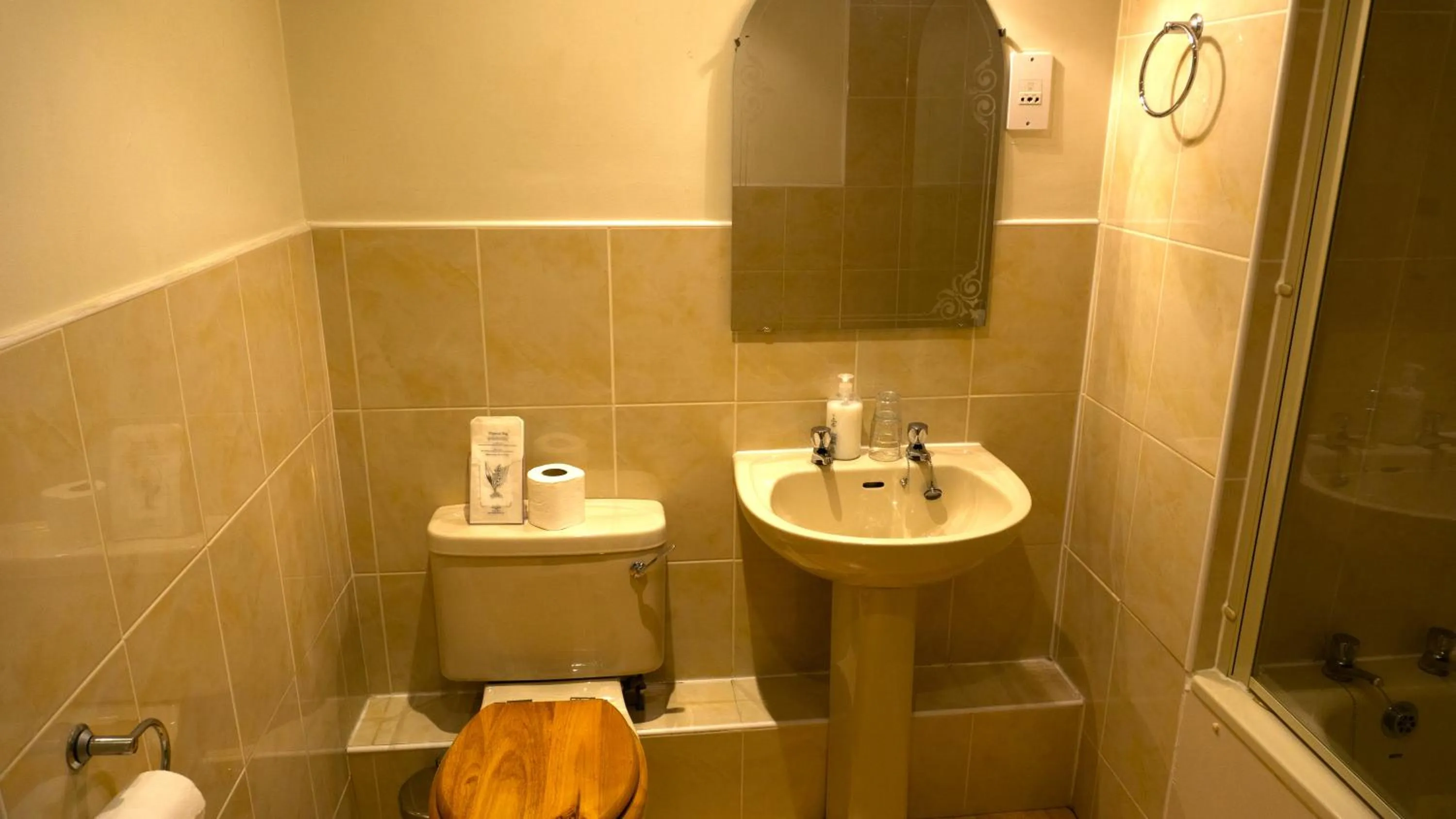 Arrandale Guest House