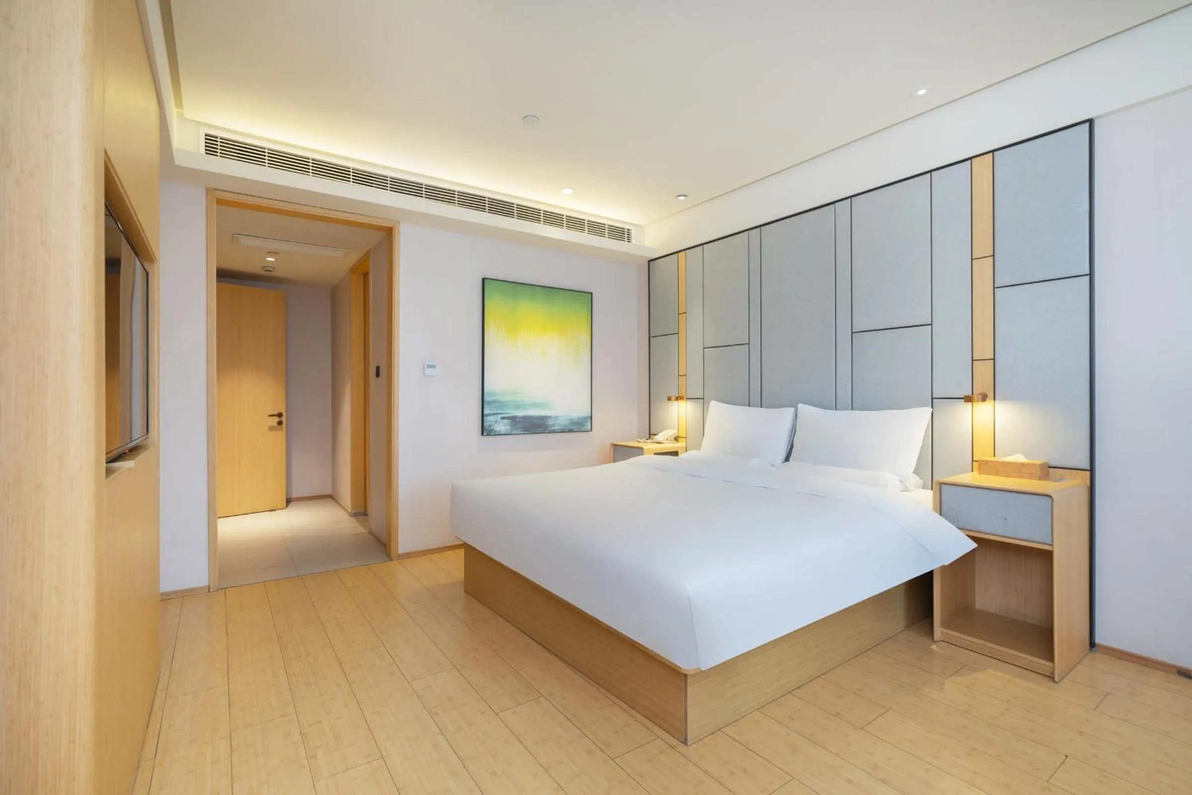 Bed in JI Hotel Shanghai Jiuting Center