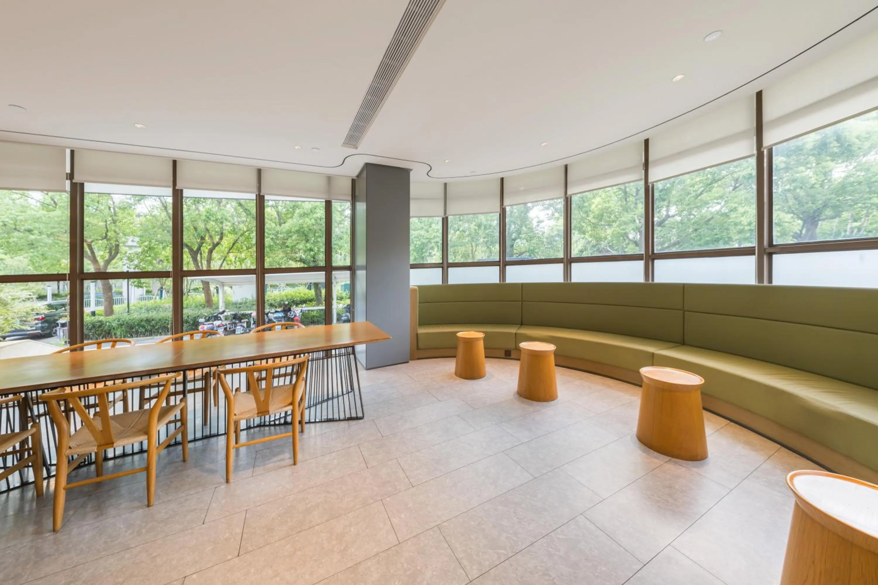 Business facilities in JI Hotel Shanghai World Expo Sanlin Road