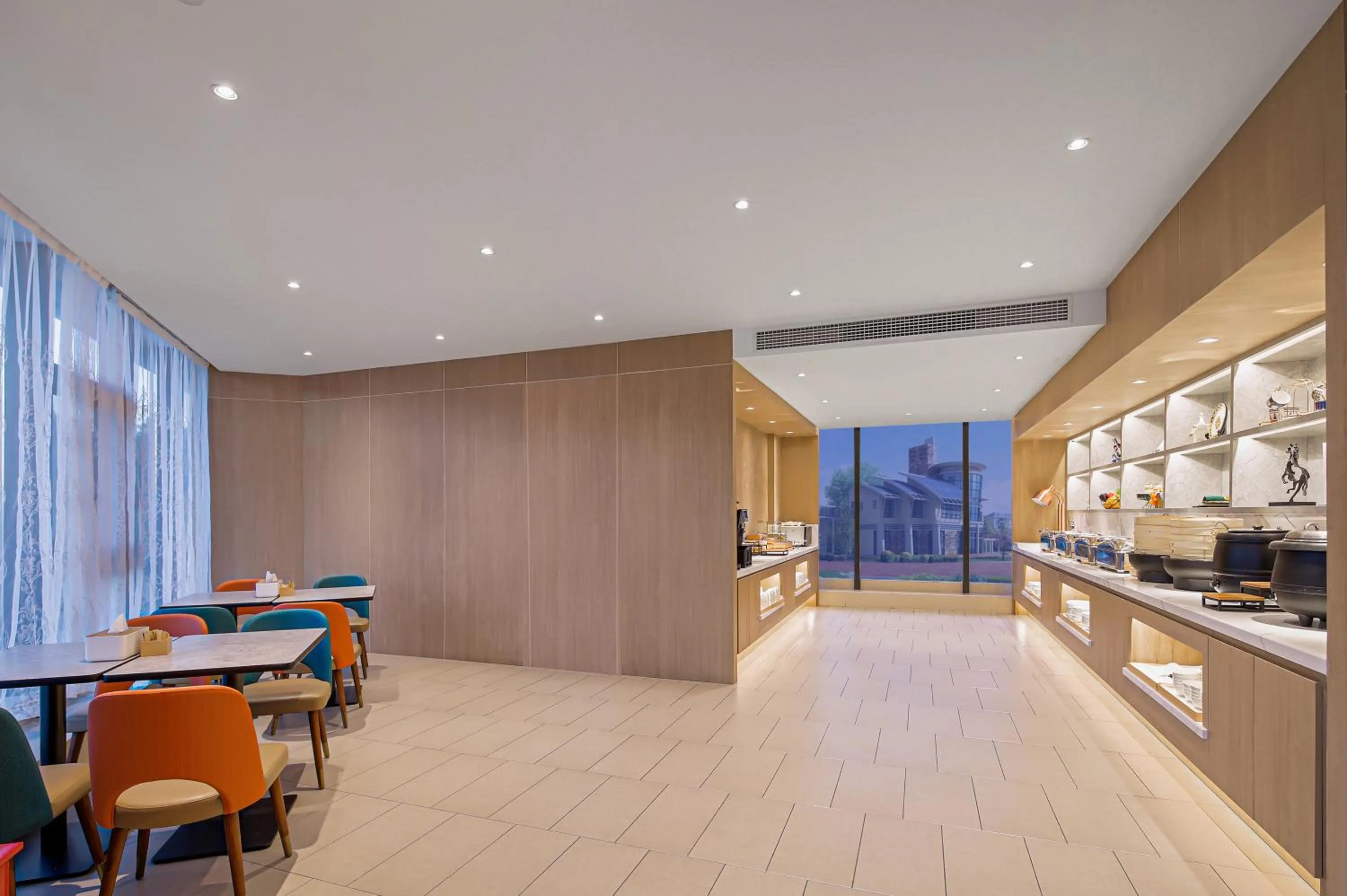 Restaurant/places to eat in Hanting Hotel Nanjing Xianhemen Zidong Commercial Street