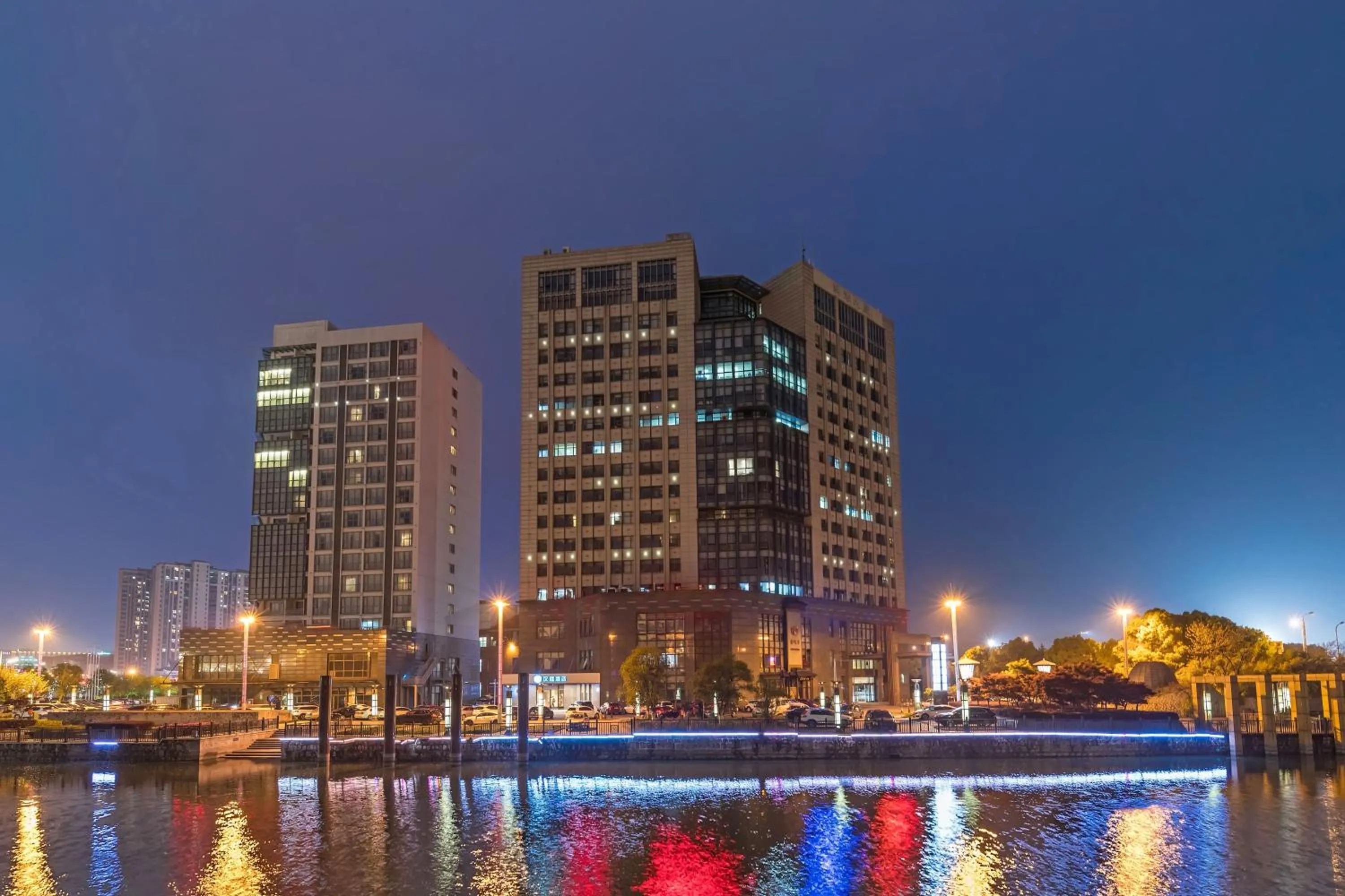 Property building in Hanting Hotel Suzhou International Education Park Yuexi Subway Station