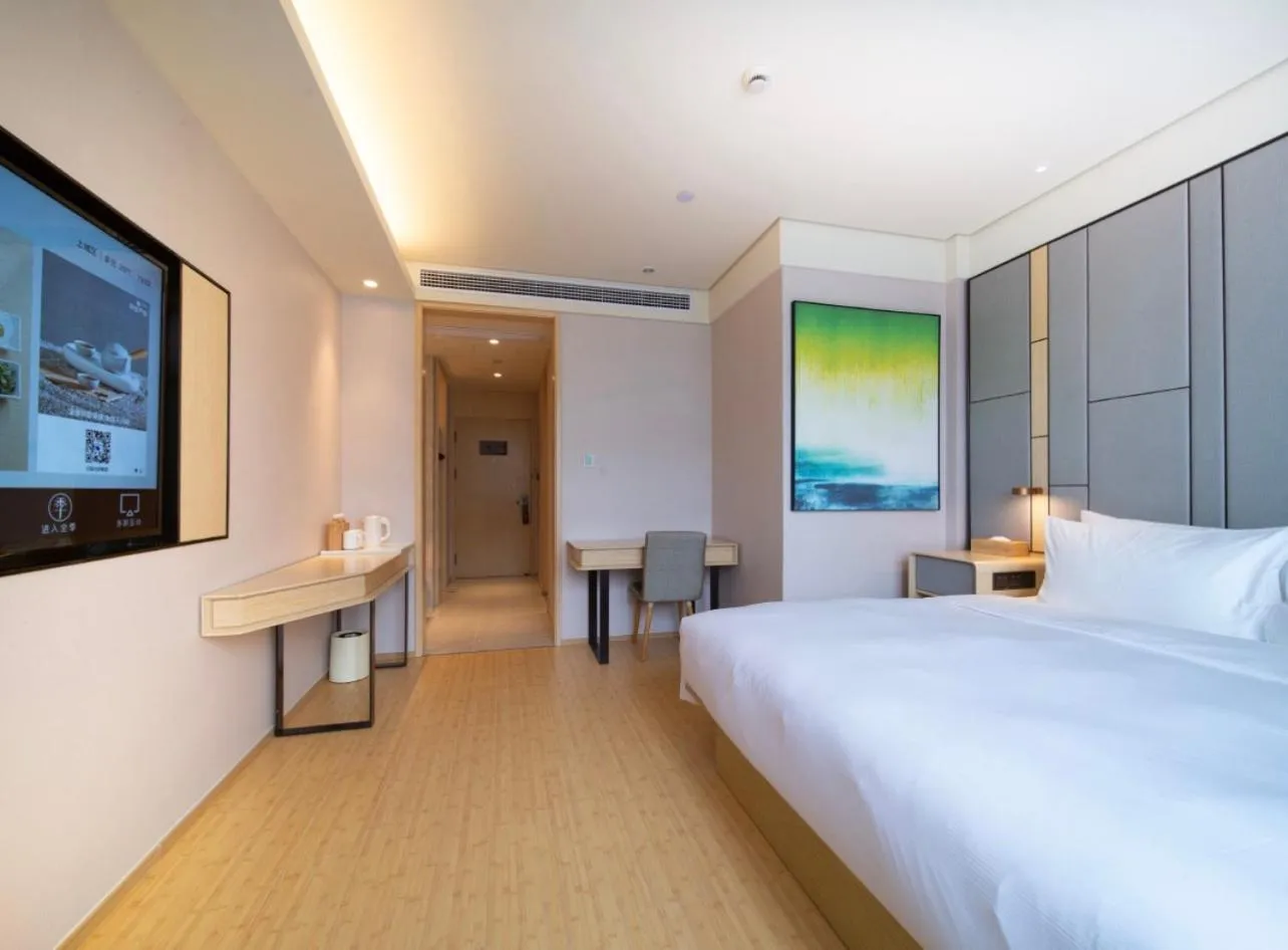 View (from property/room), Bed in JI Hotel Hangzhou Banshan Road