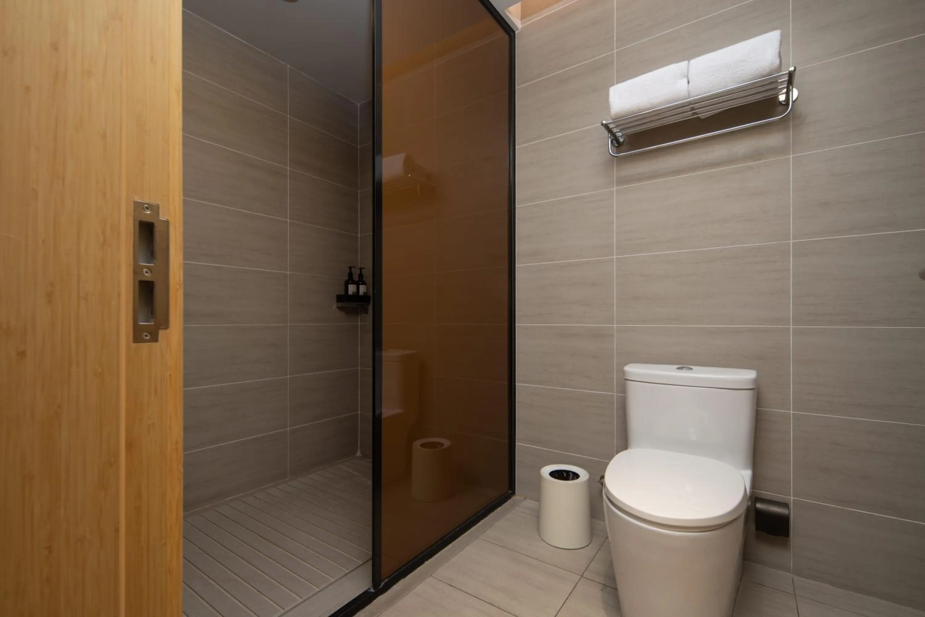 Shower in JI Hotel Chongqing Liangjiang Happiness Plaza
